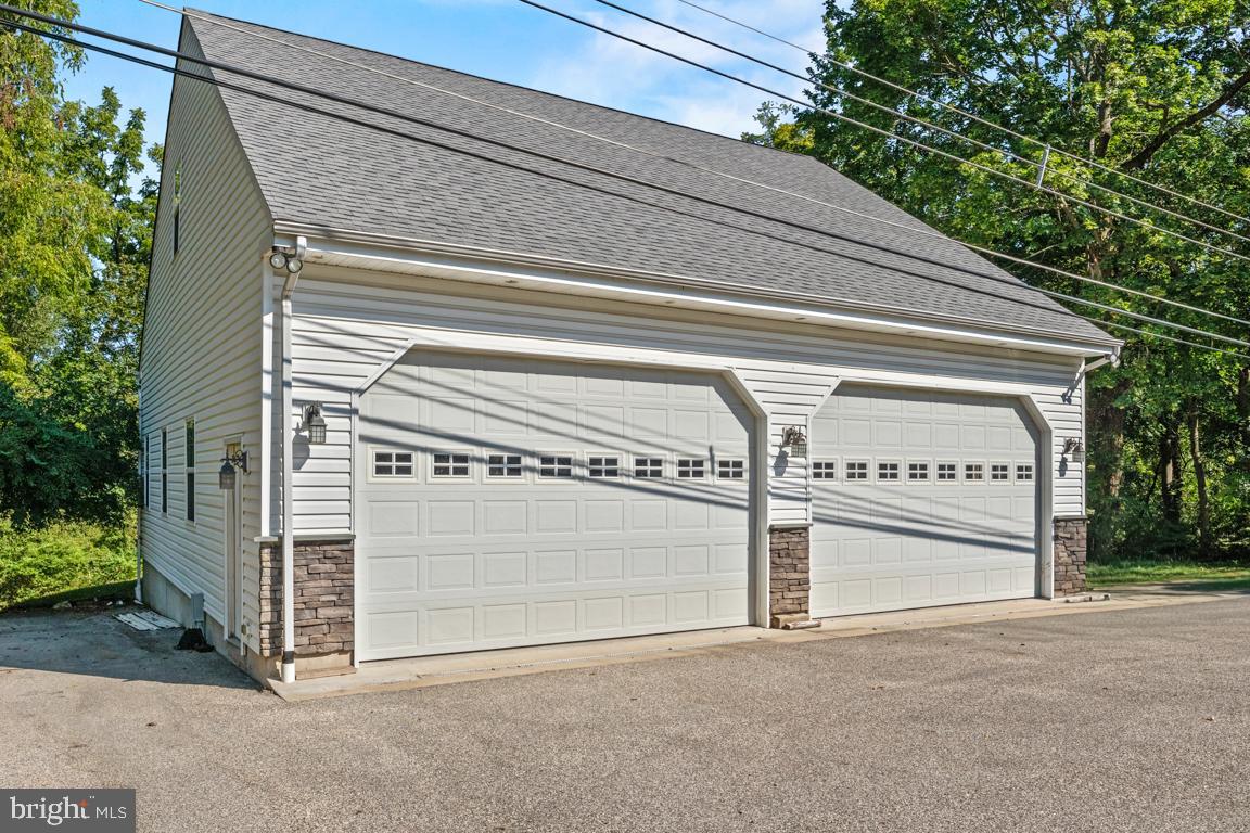 AMBLER HOUSE - Residential