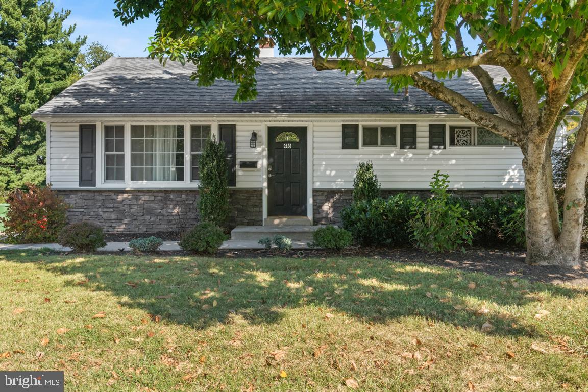 AMBLER HOUSE - Residential