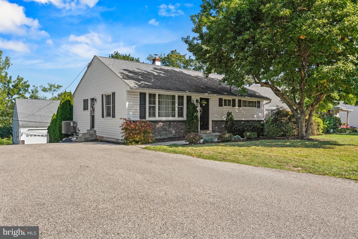 AMBLER HOUSE - Residential