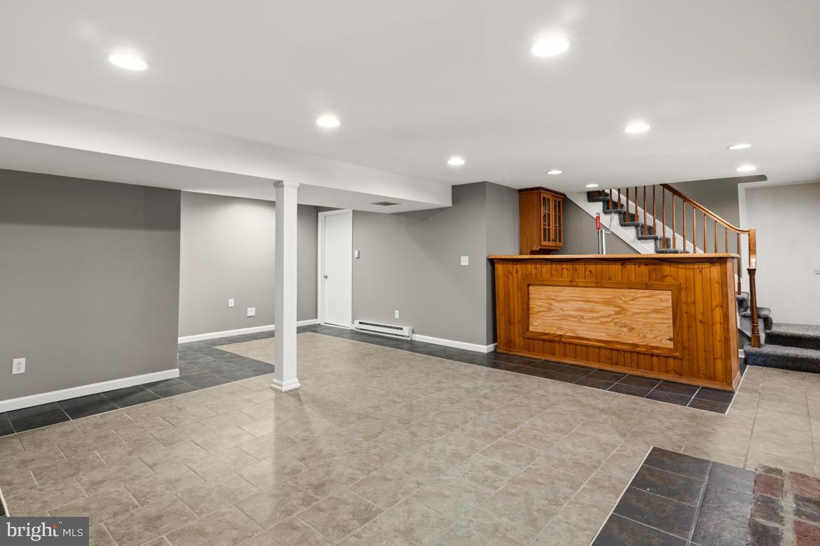 AMBLER HOUSE - Residential