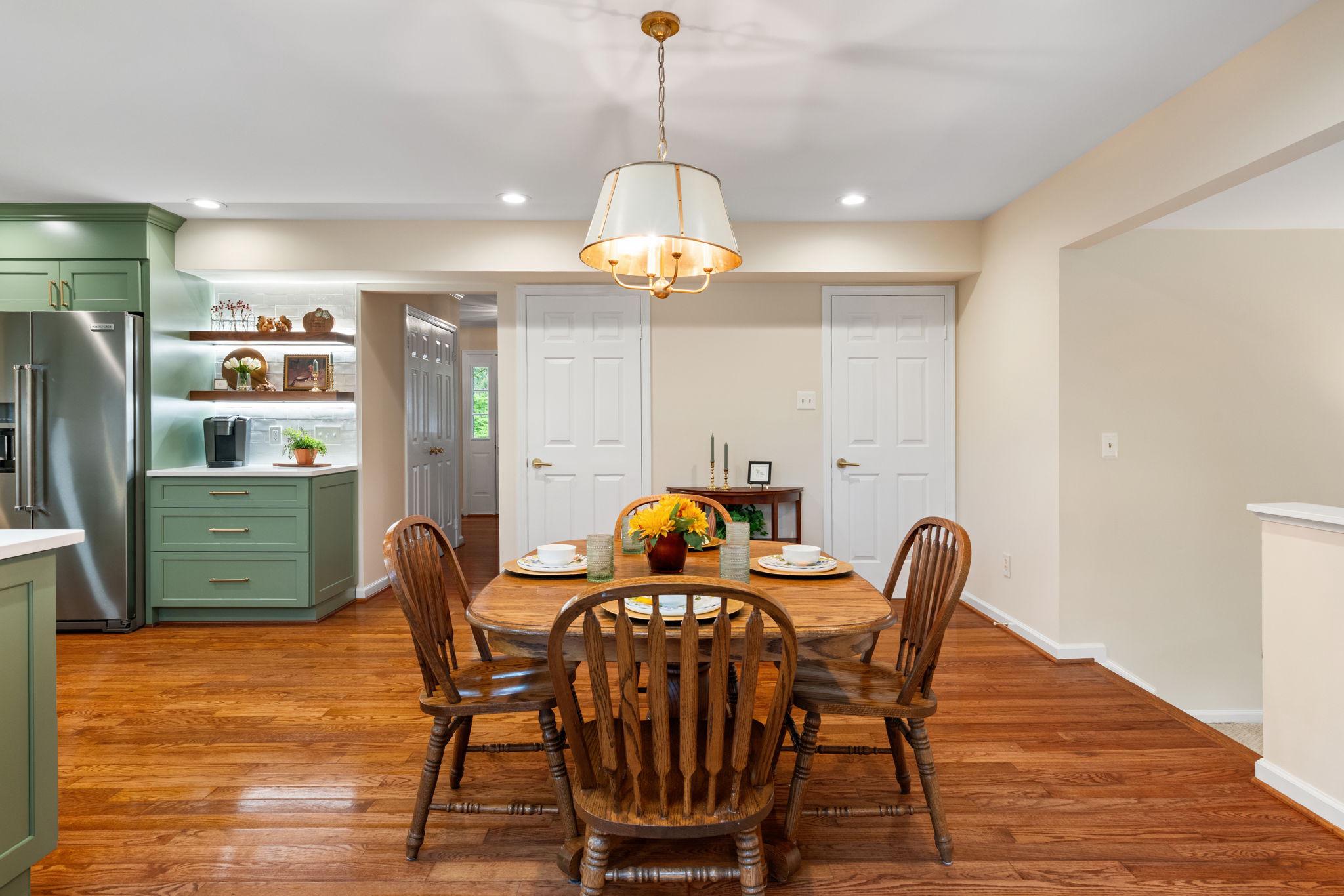 CHANTILLY HIGHLANDS - Residential