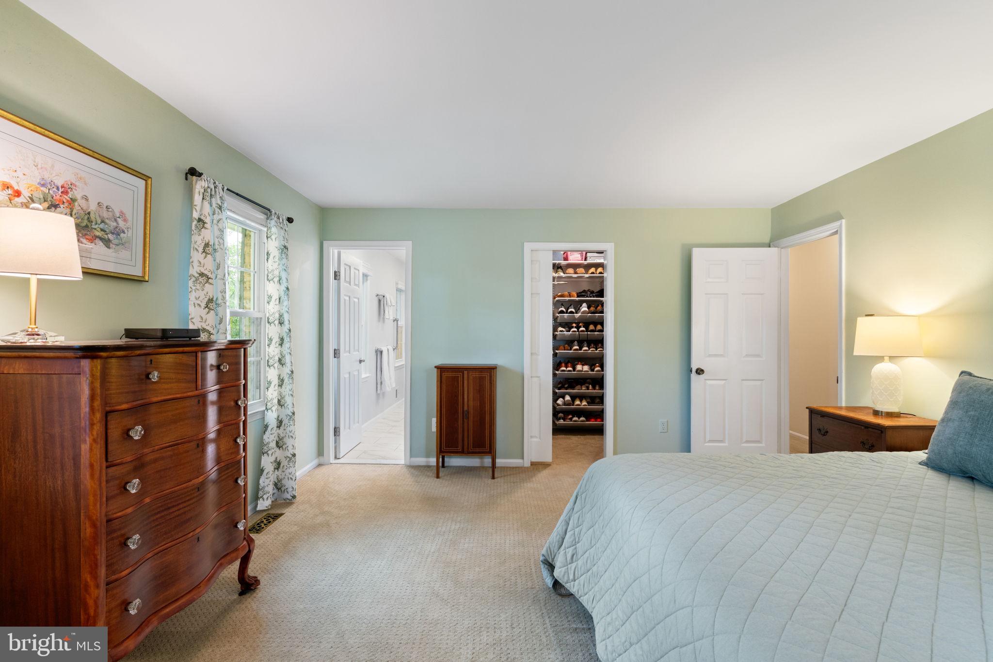 CHANTILLY HIGHLANDS - Residential