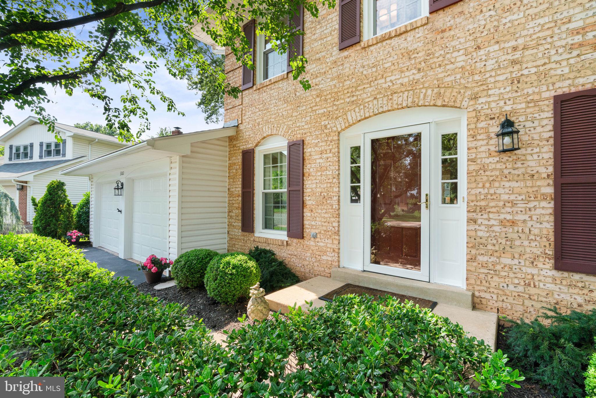 CHANTILLY HIGHLANDS - Residential