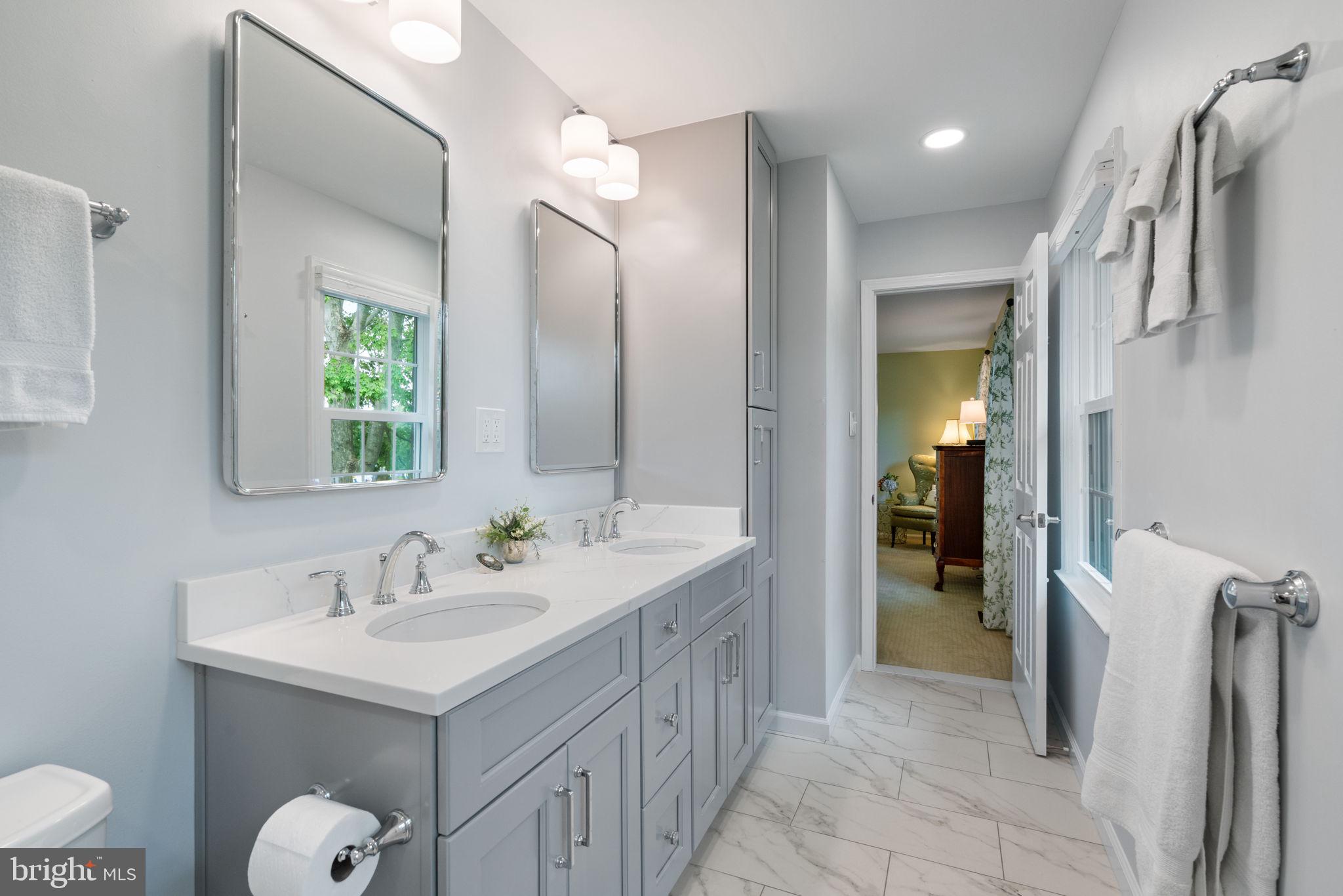 CHANTILLY HIGHLANDS - Residential