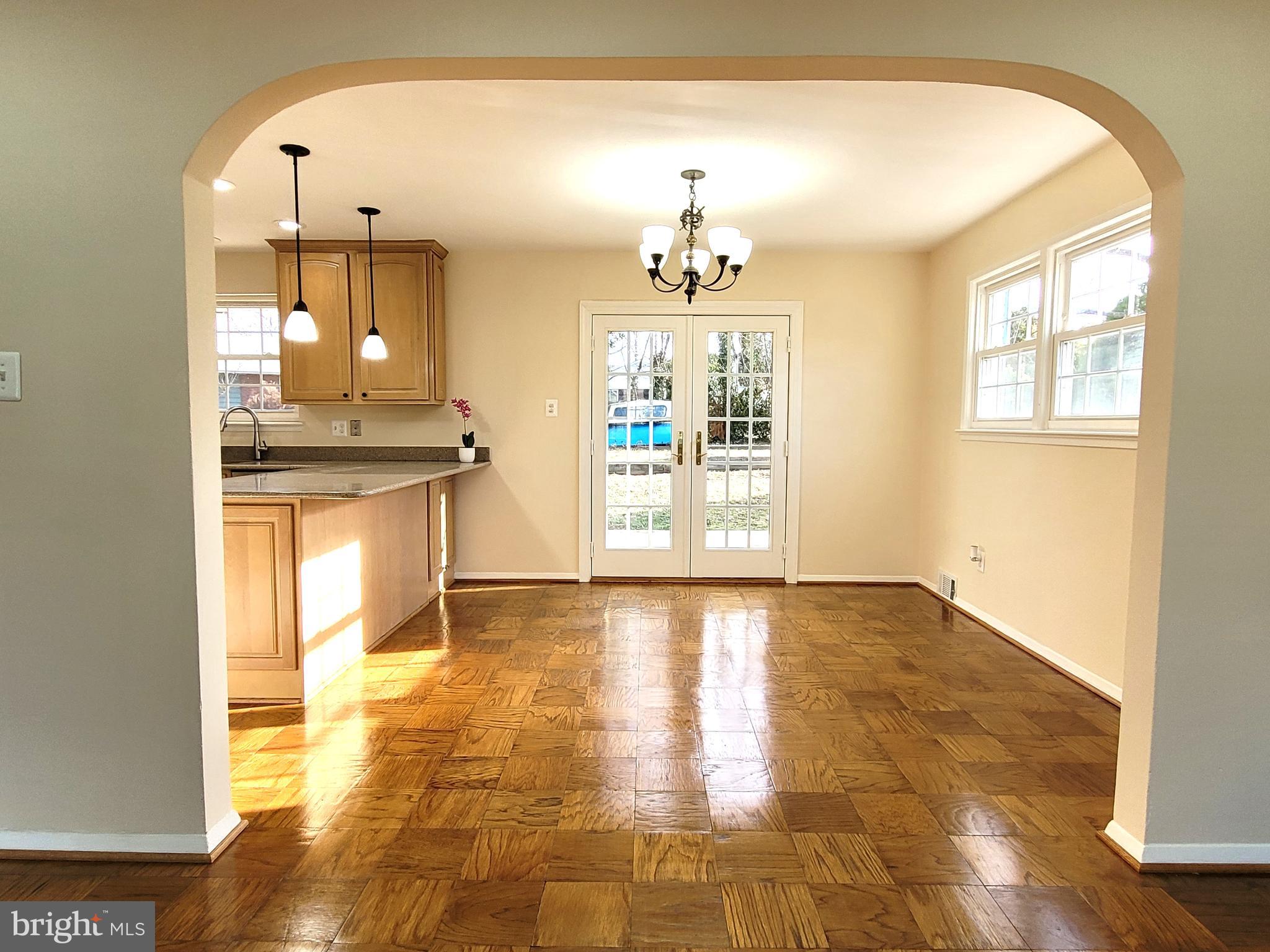 NORTH SPRINGFIELD - Residential