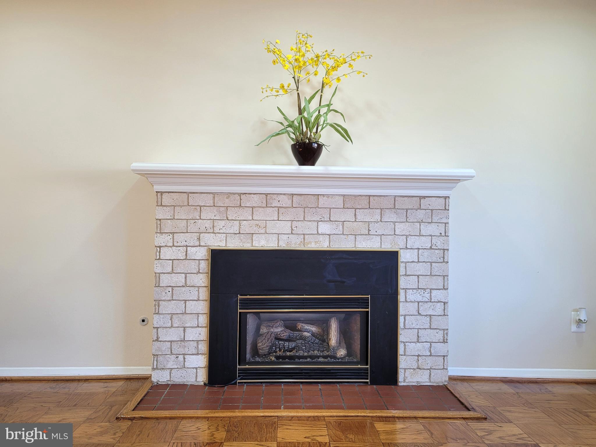 NORTH SPRINGFIELD - Residential