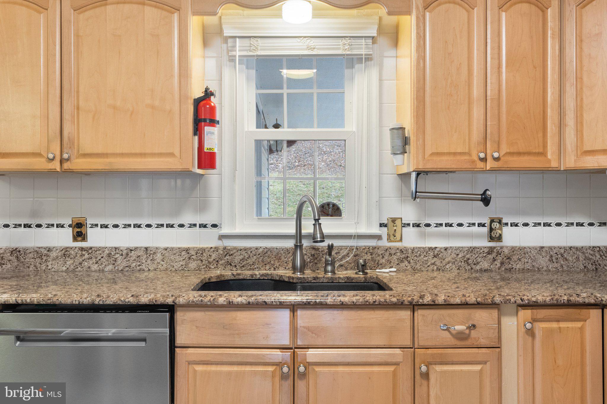 WIDE RIVER FARM - Residential