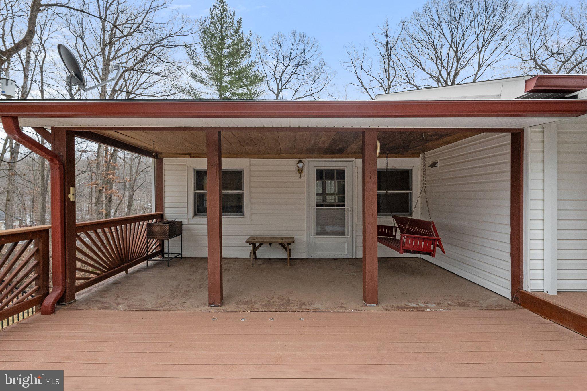 WIDE RIVER FARM - Residential