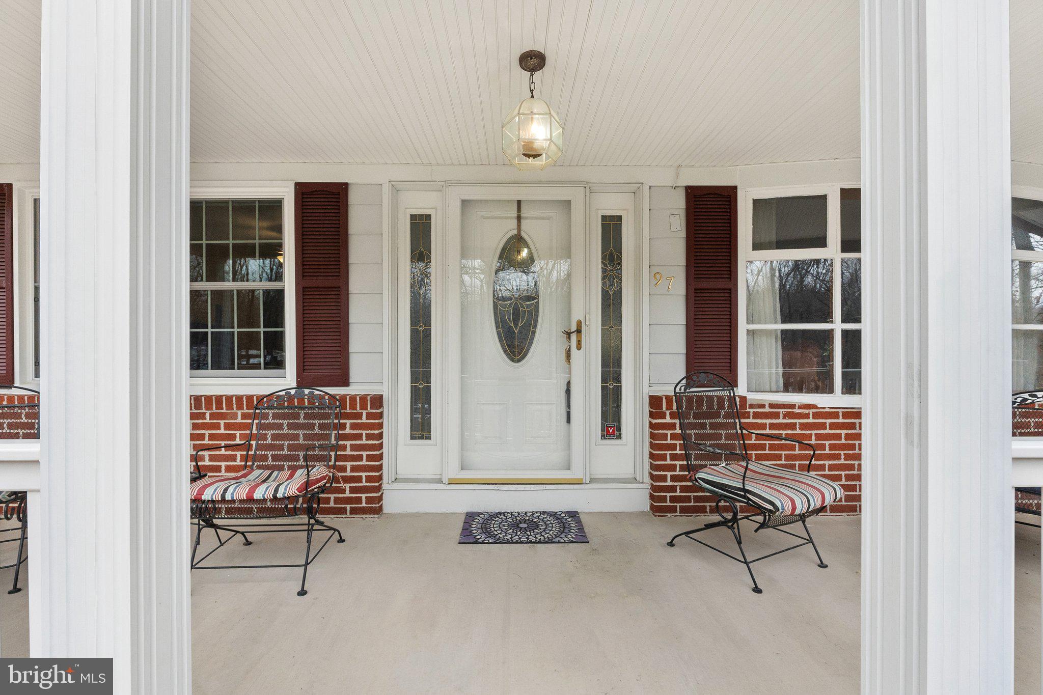 WIDE RIVER FARM - Residential