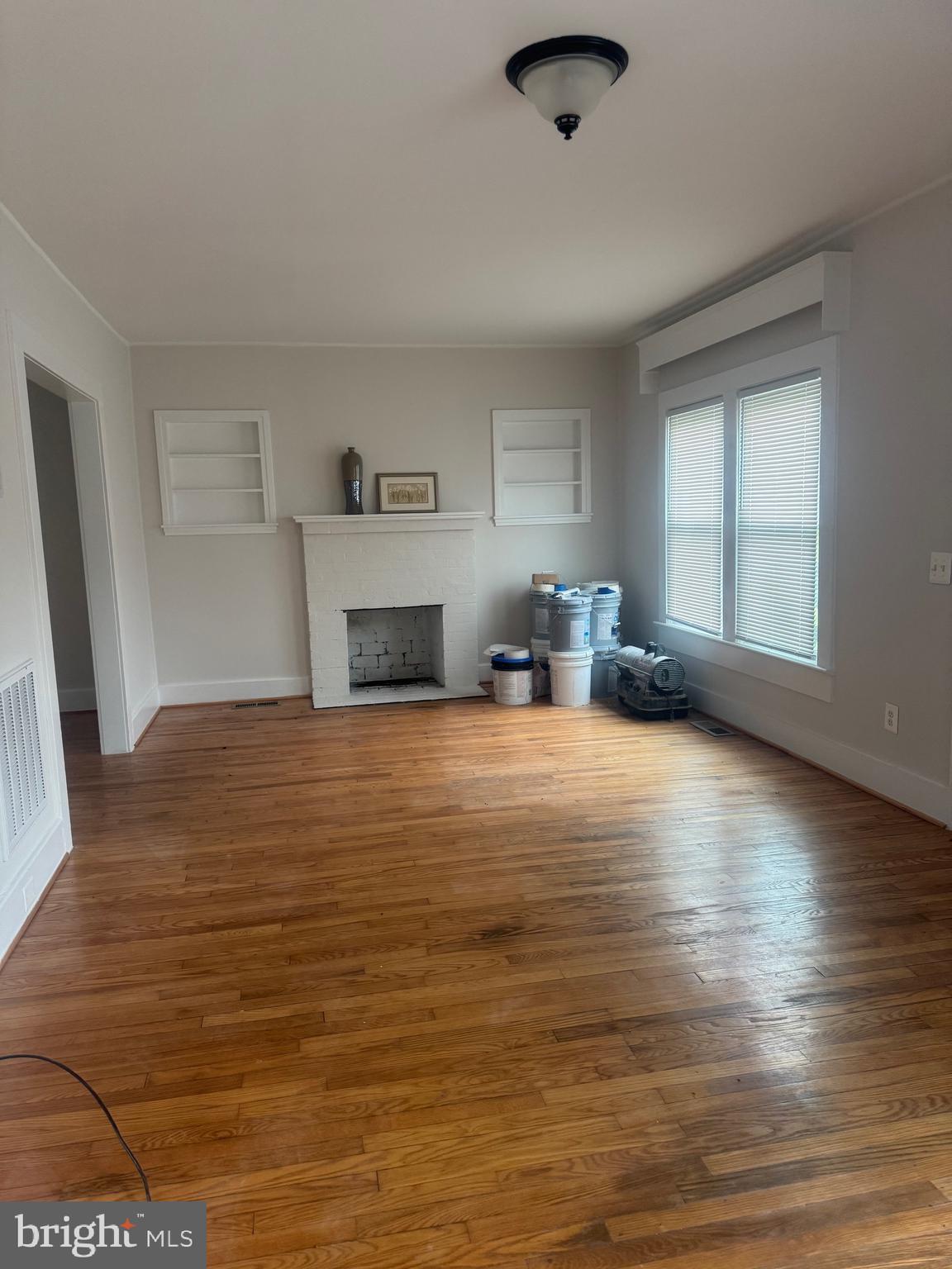 NONE BUT CLOSE TO DAHLGREN - Residential