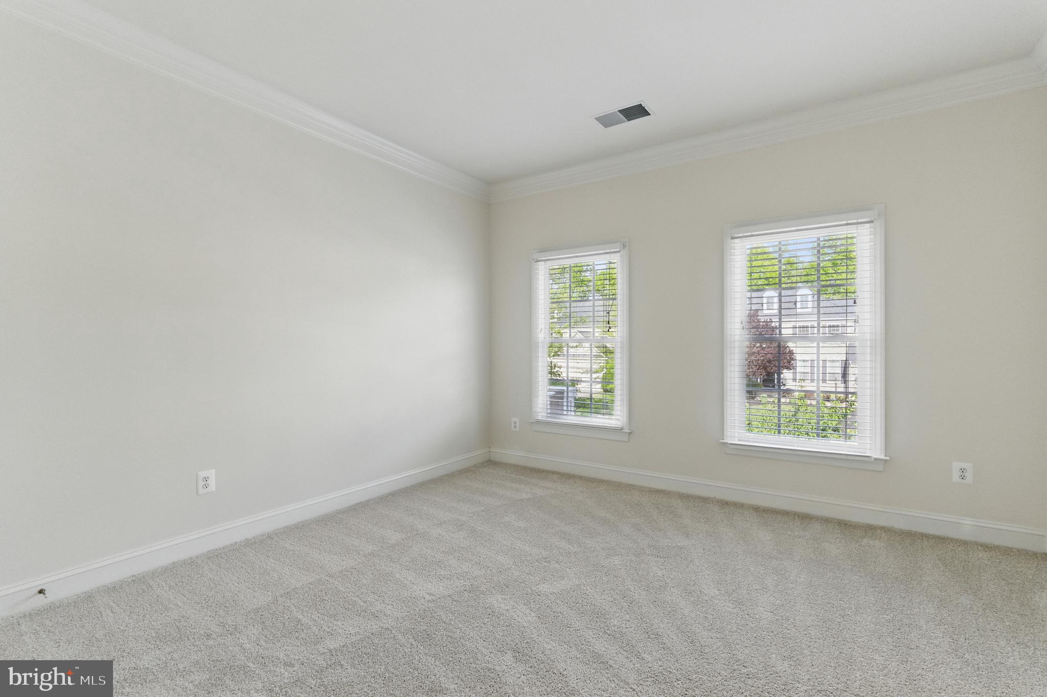 THE REGENTS AT LAKE MANASSAS - Residential