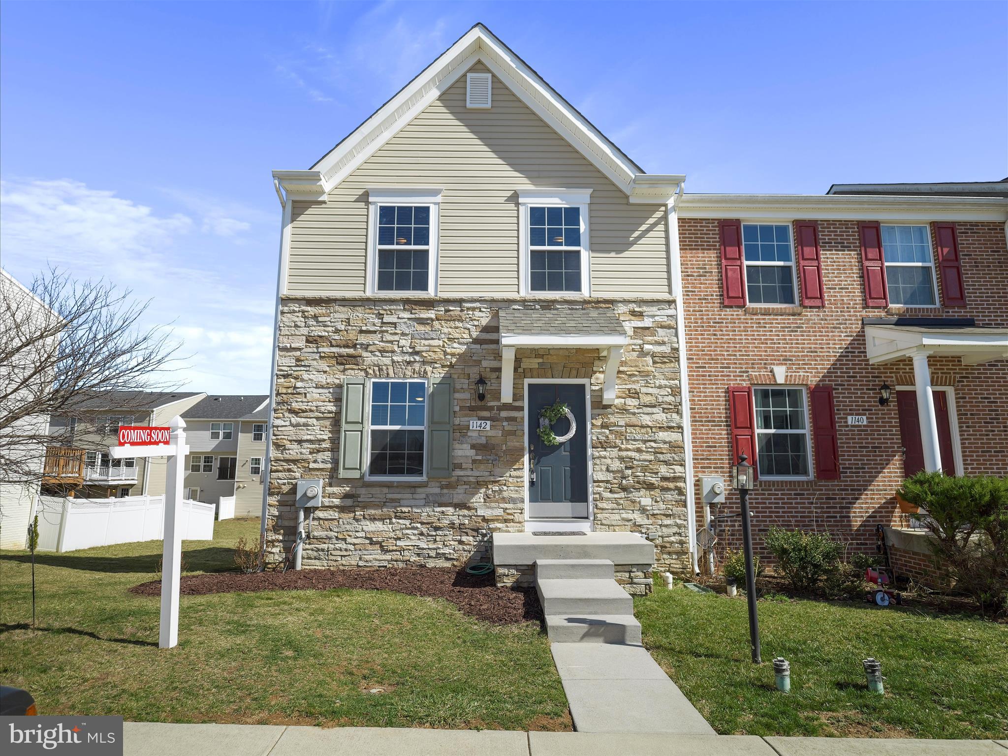 LAKELAND PLACE - Residential