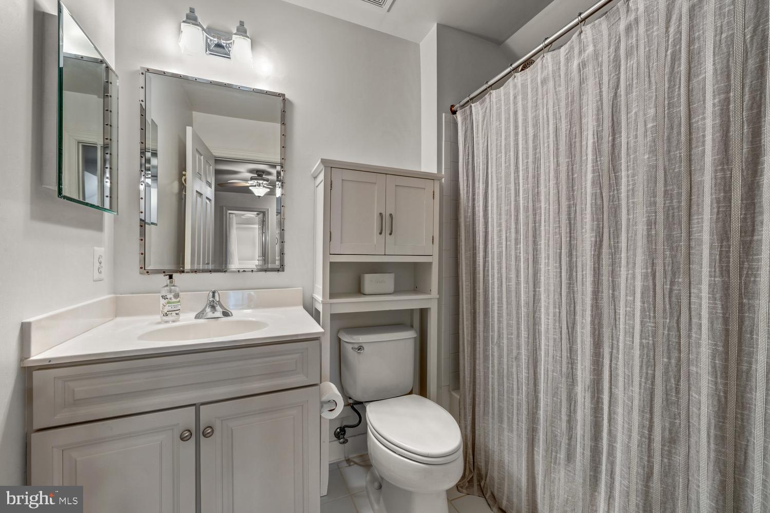 LAKES AT BELLE TERRA - Residential