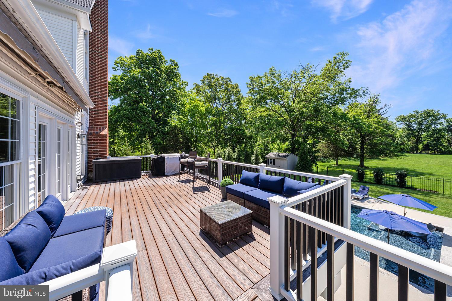 LAKES AT BELLE TERRA - Residential