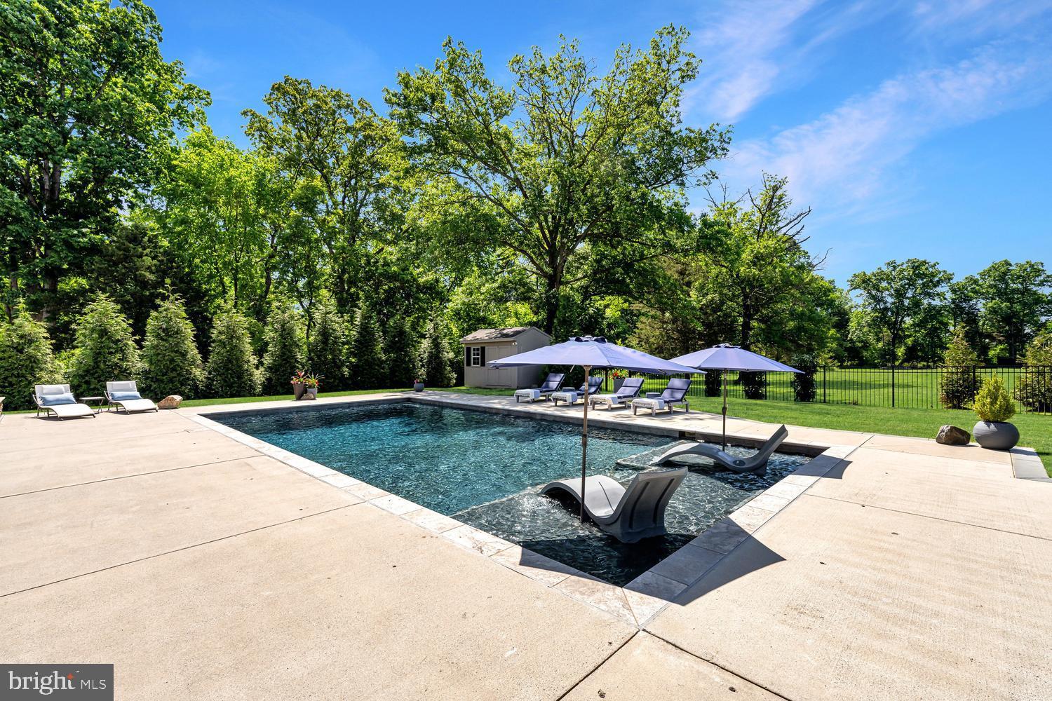 LAKES AT BELLE TERRA - Residential