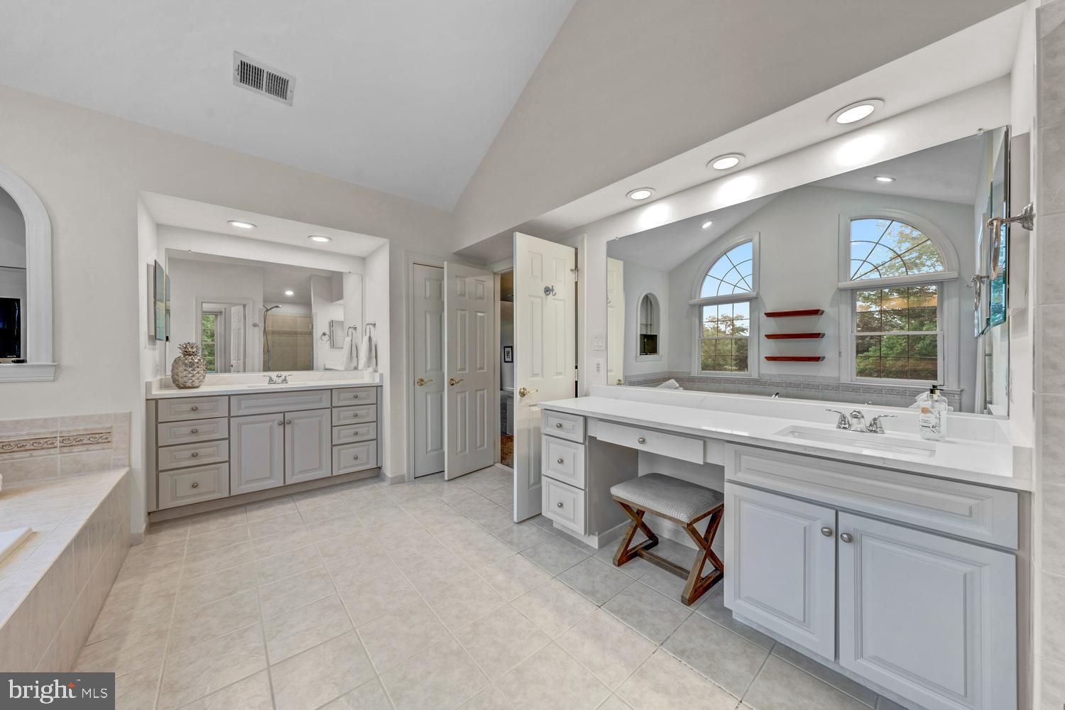 LAKES AT BELLE TERRA - Residential