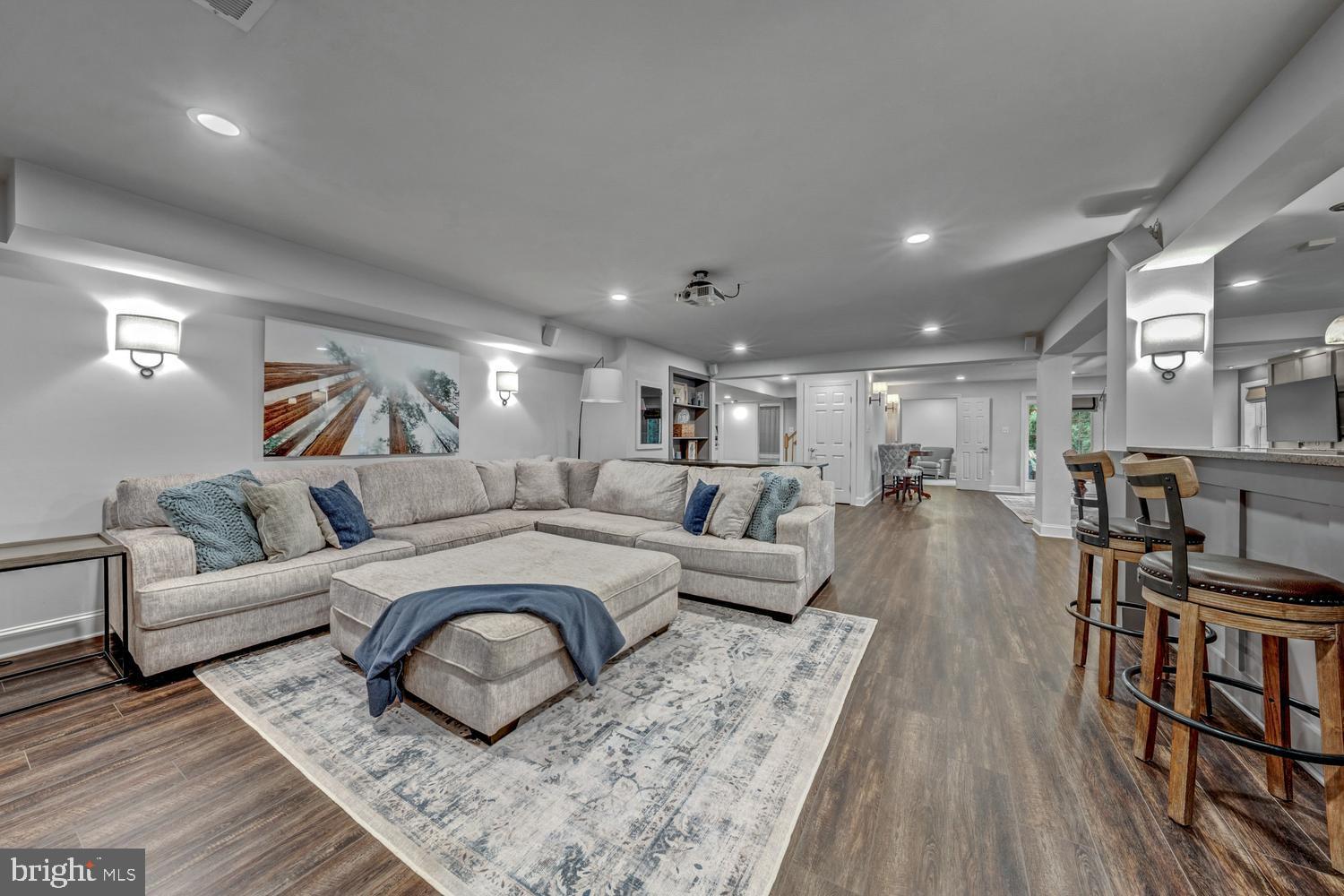 LAKES AT BELLE TERRA - Residential