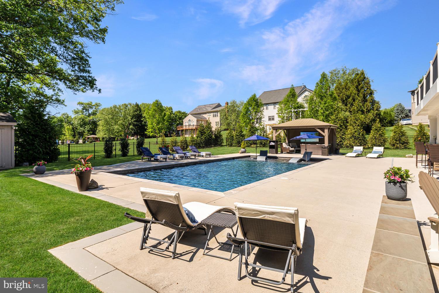 LAKES AT BELLE TERRA - Residential