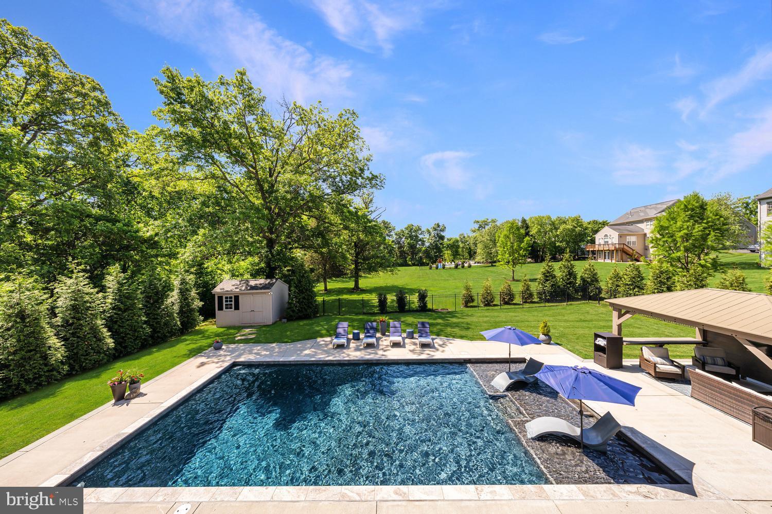LAKES AT BELLE TERRA - Residential