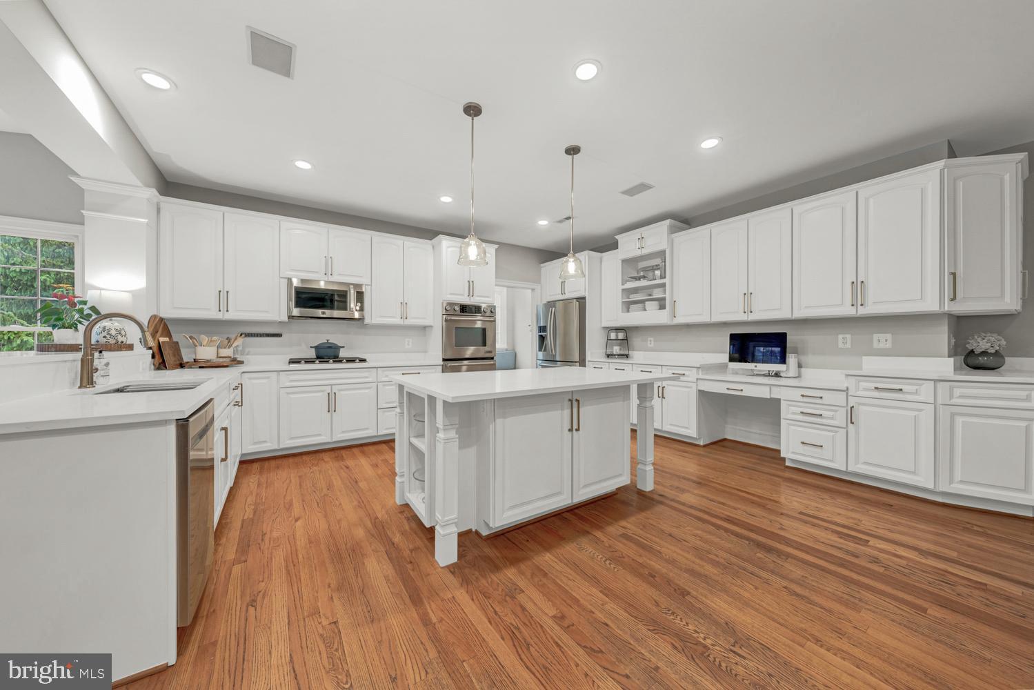 LAKES AT BELLE TERRA - Residential