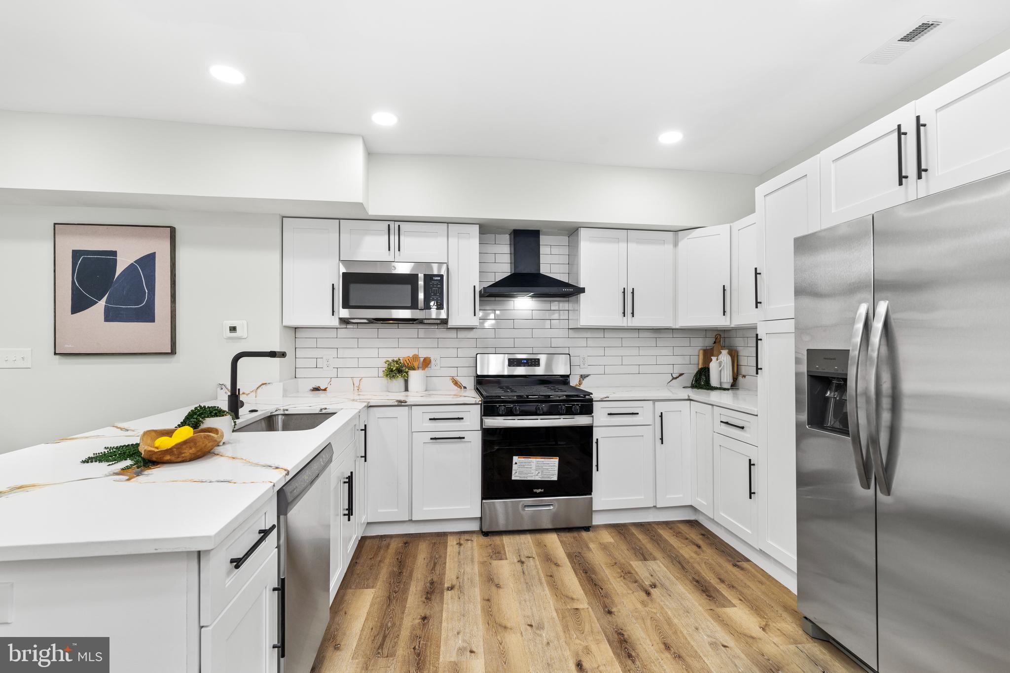 WAVERLY - Residential