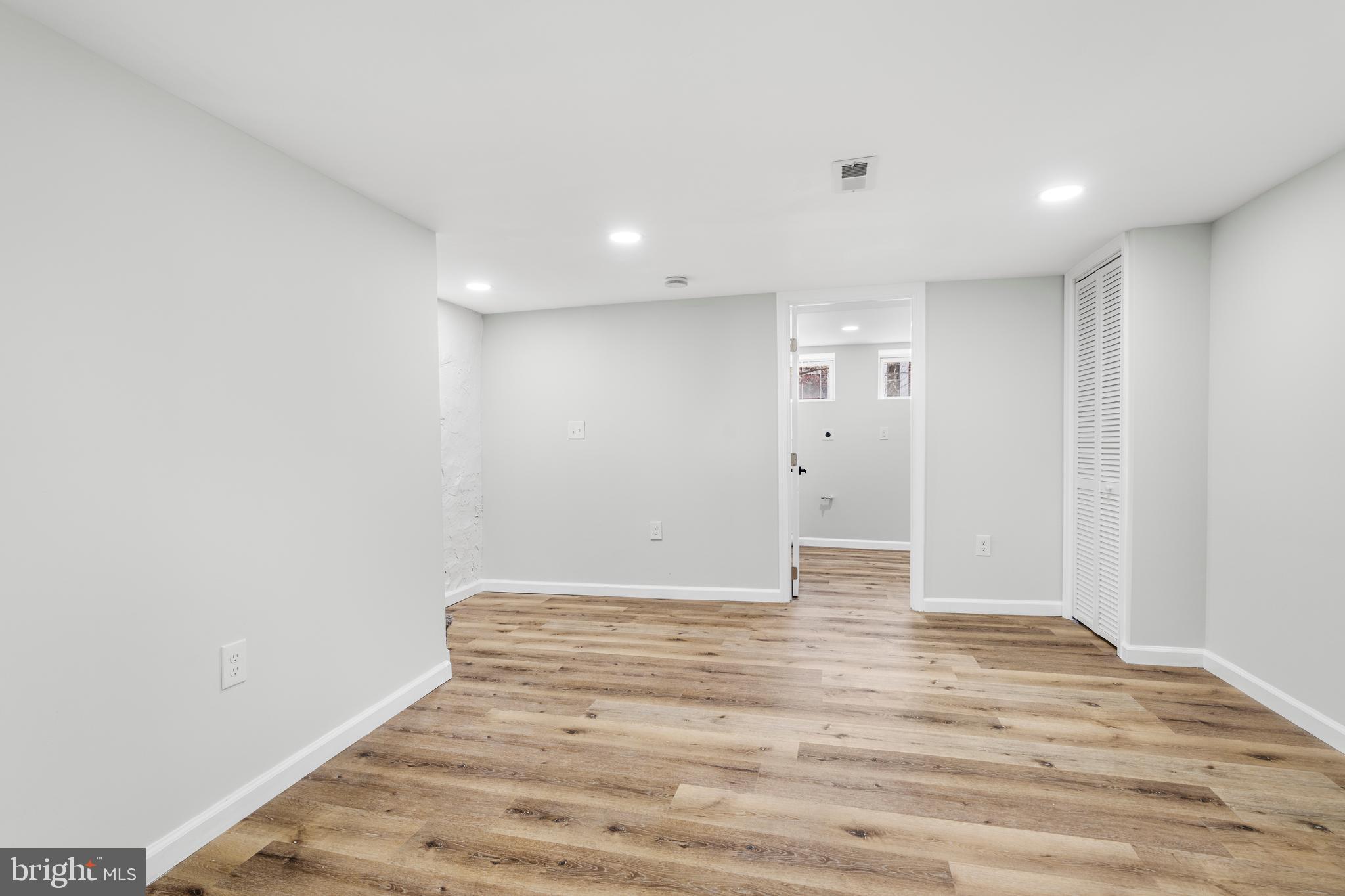 WAVERLY - Residential