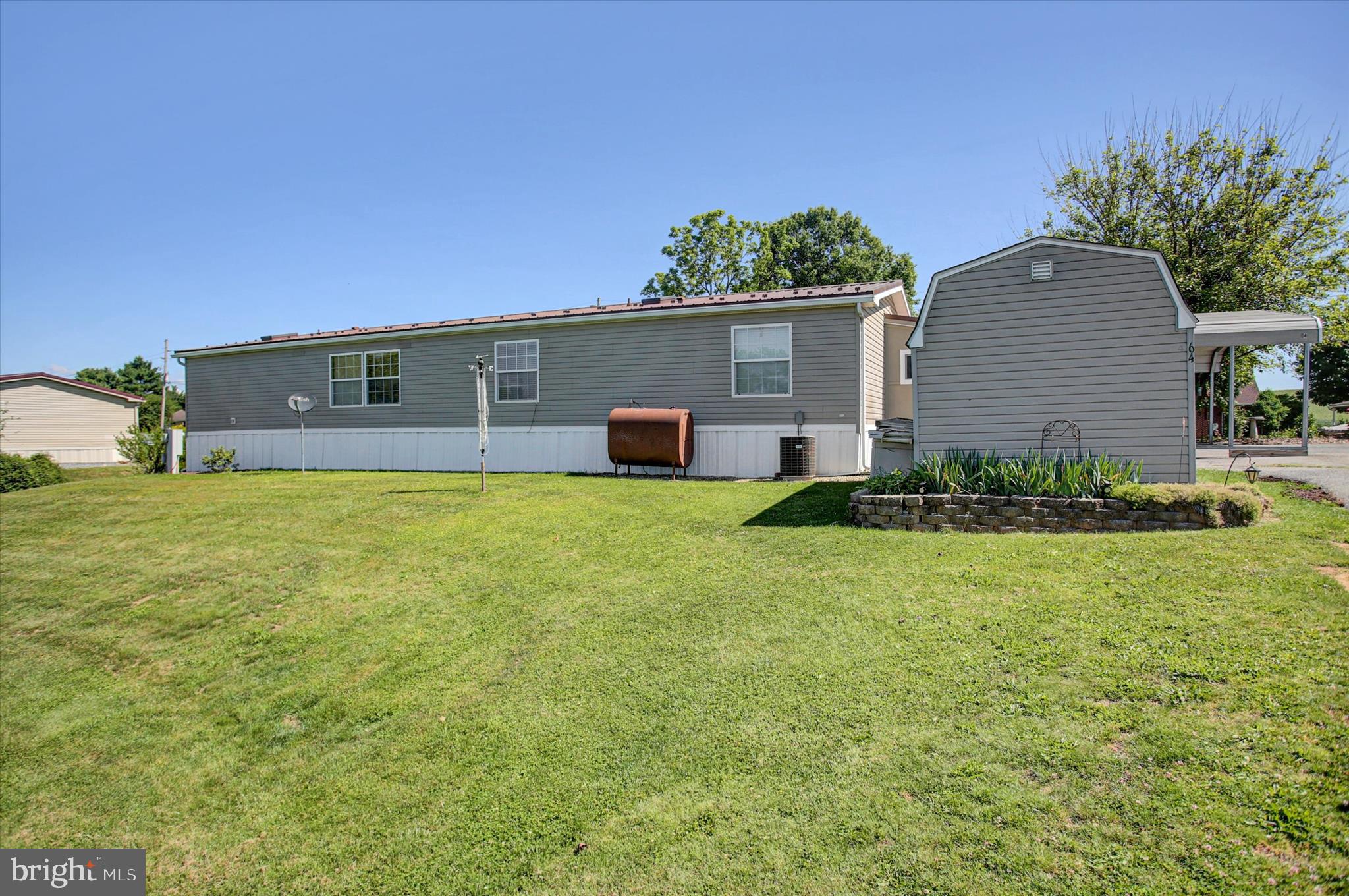 MT ROCK MANOR - Residential