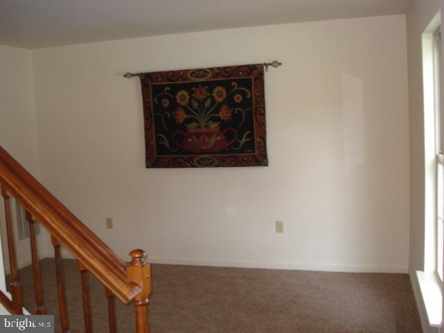 CROWN POINTE - Residential