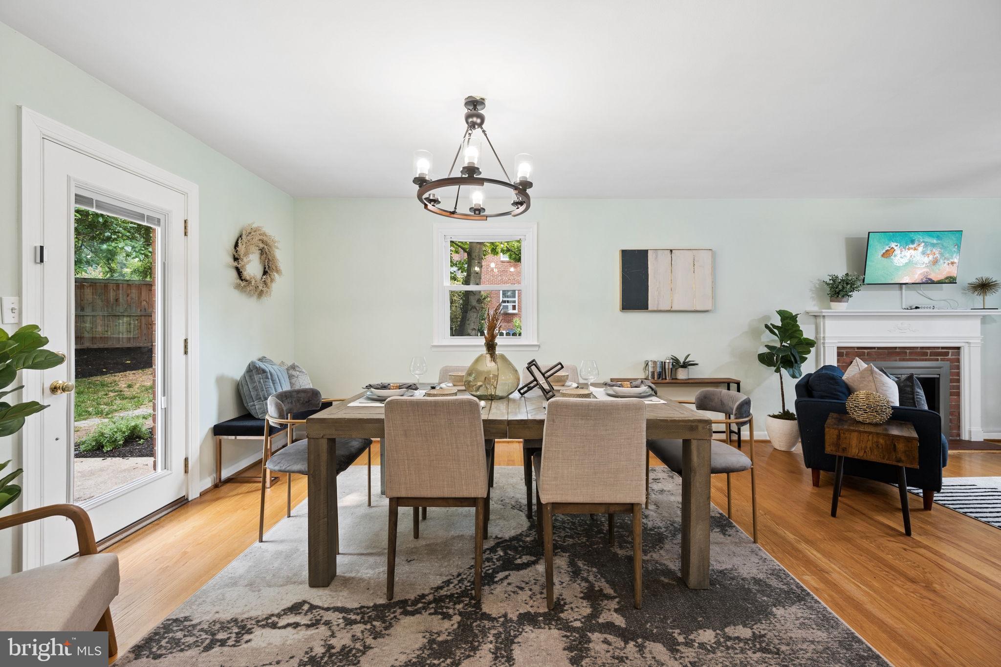 ROLAND PARK - Residential