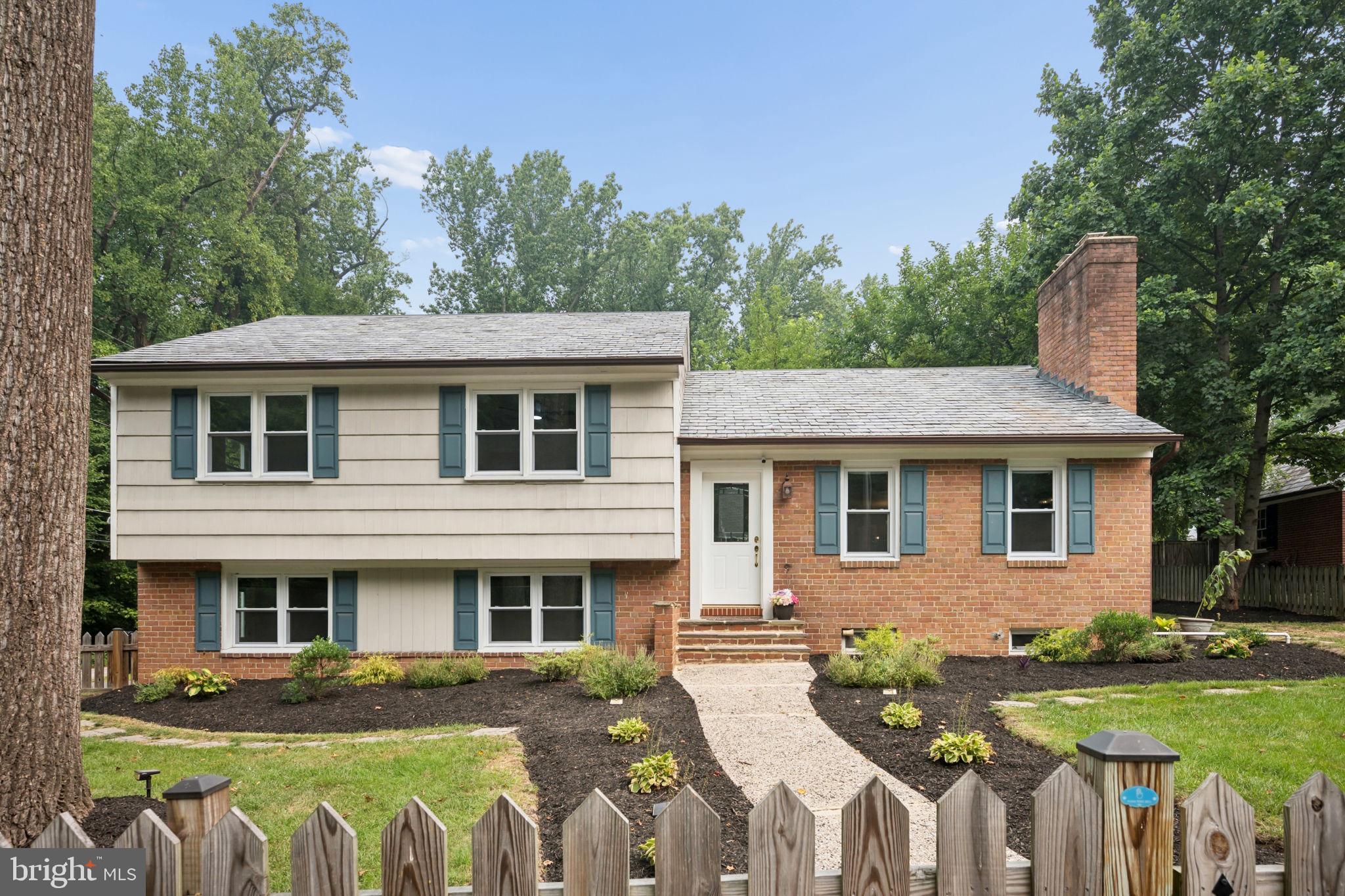 ROLAND PARK - Residential