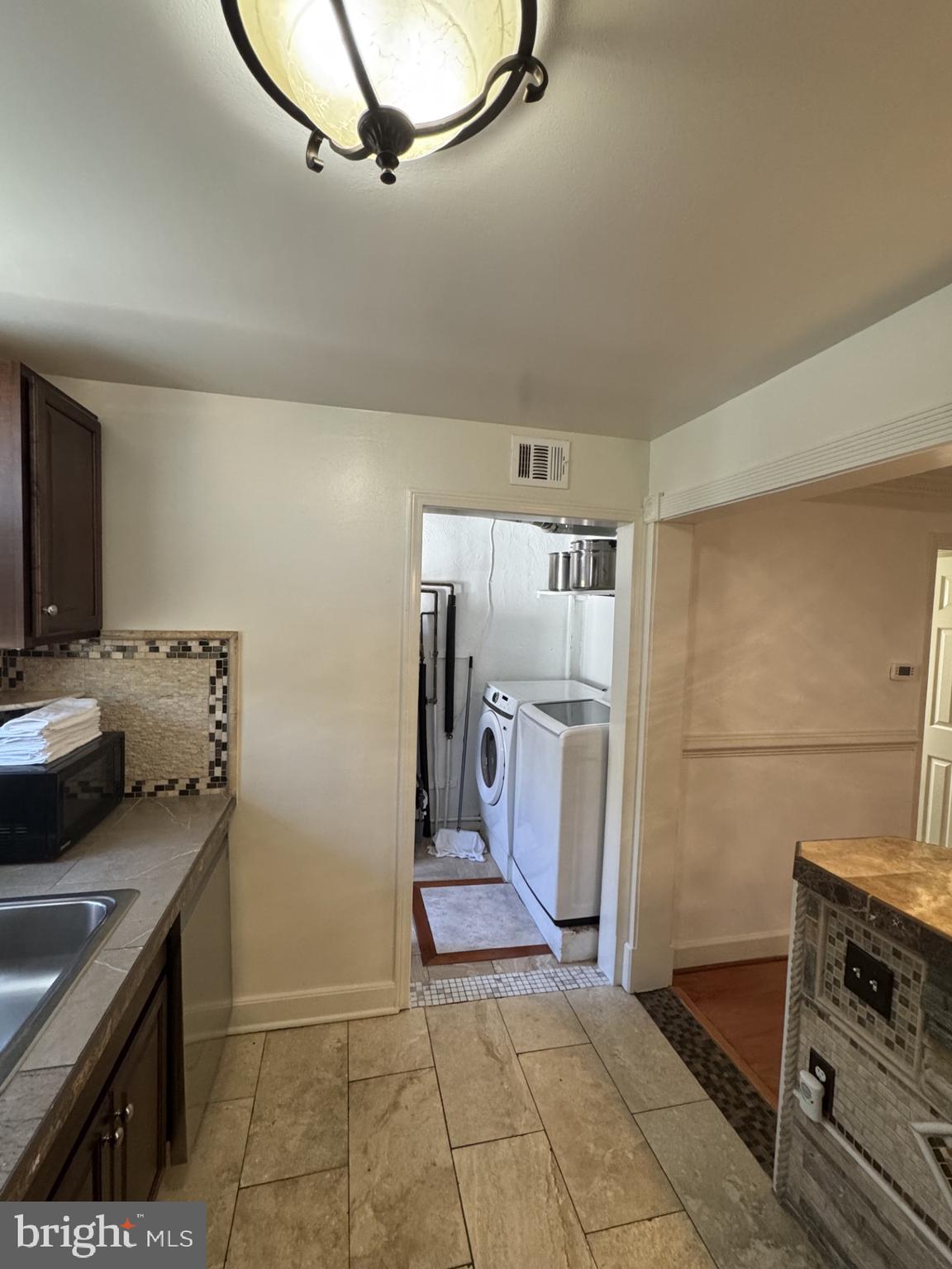 HUME SPRINGS - Residential