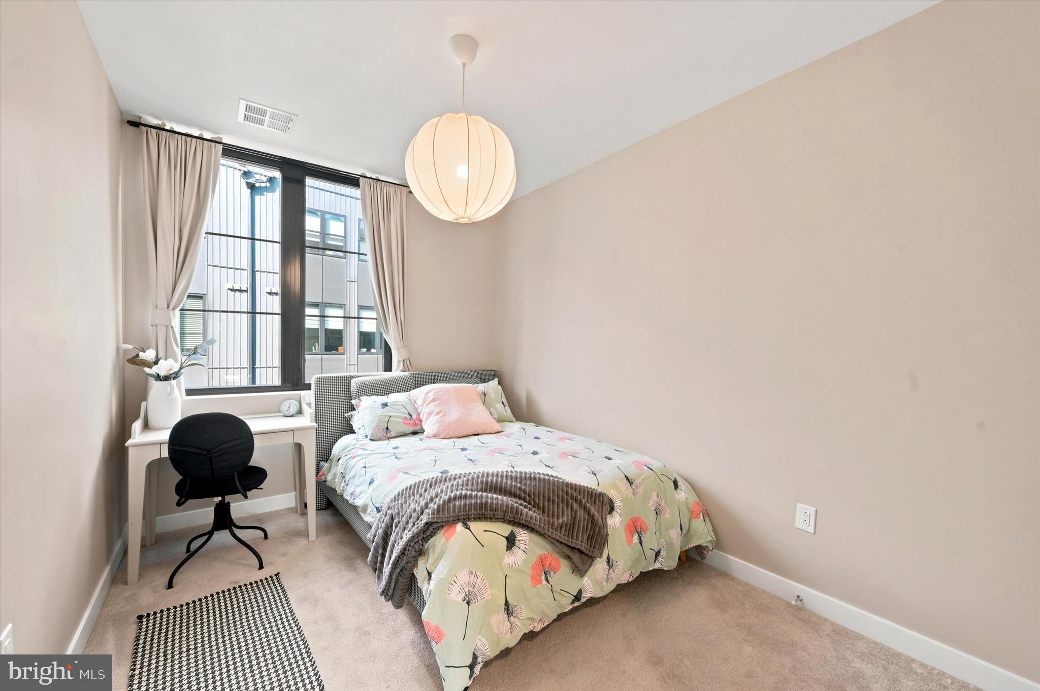 THE LOCKS - Residential
