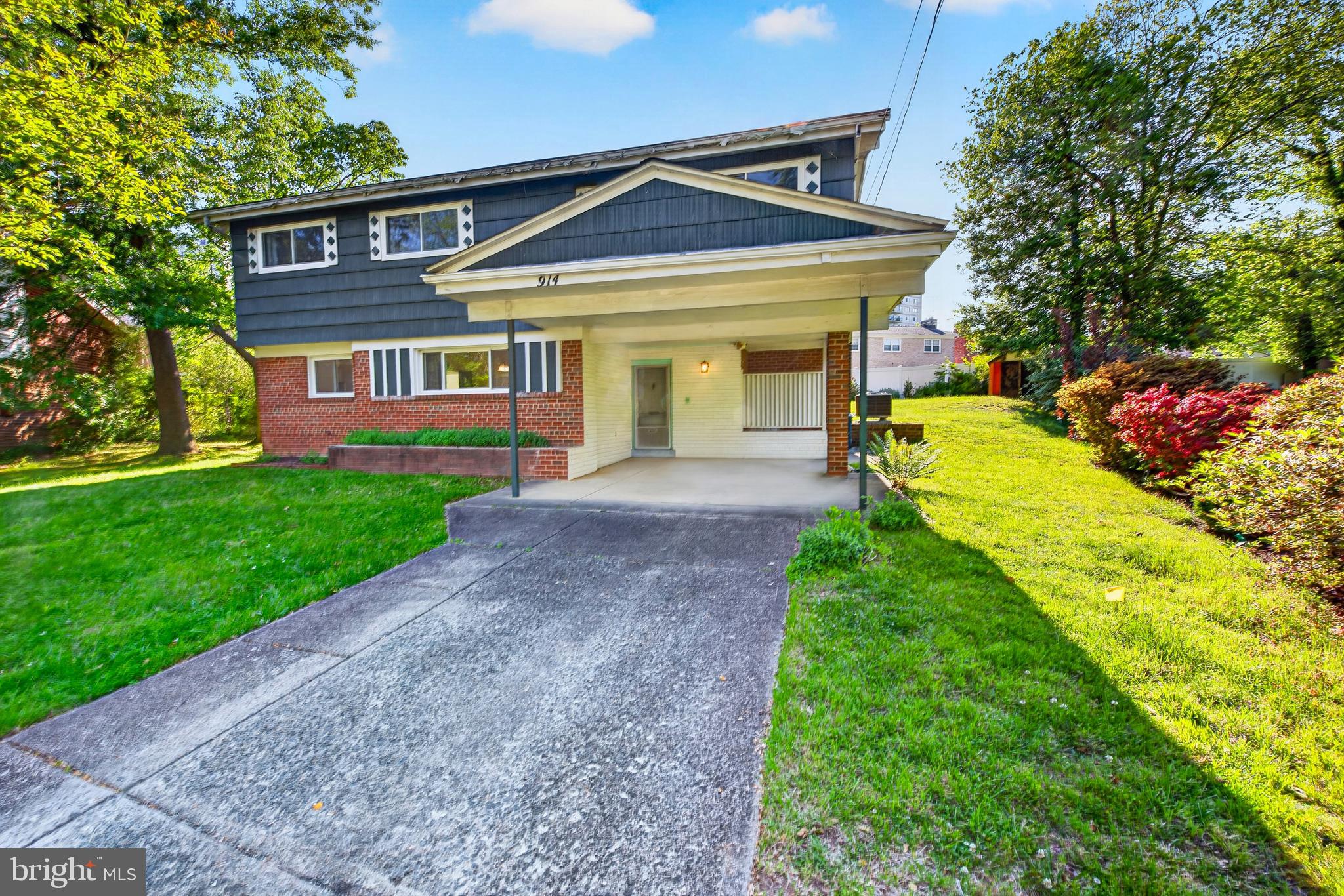 KEMP MILL ESTATES - Residential