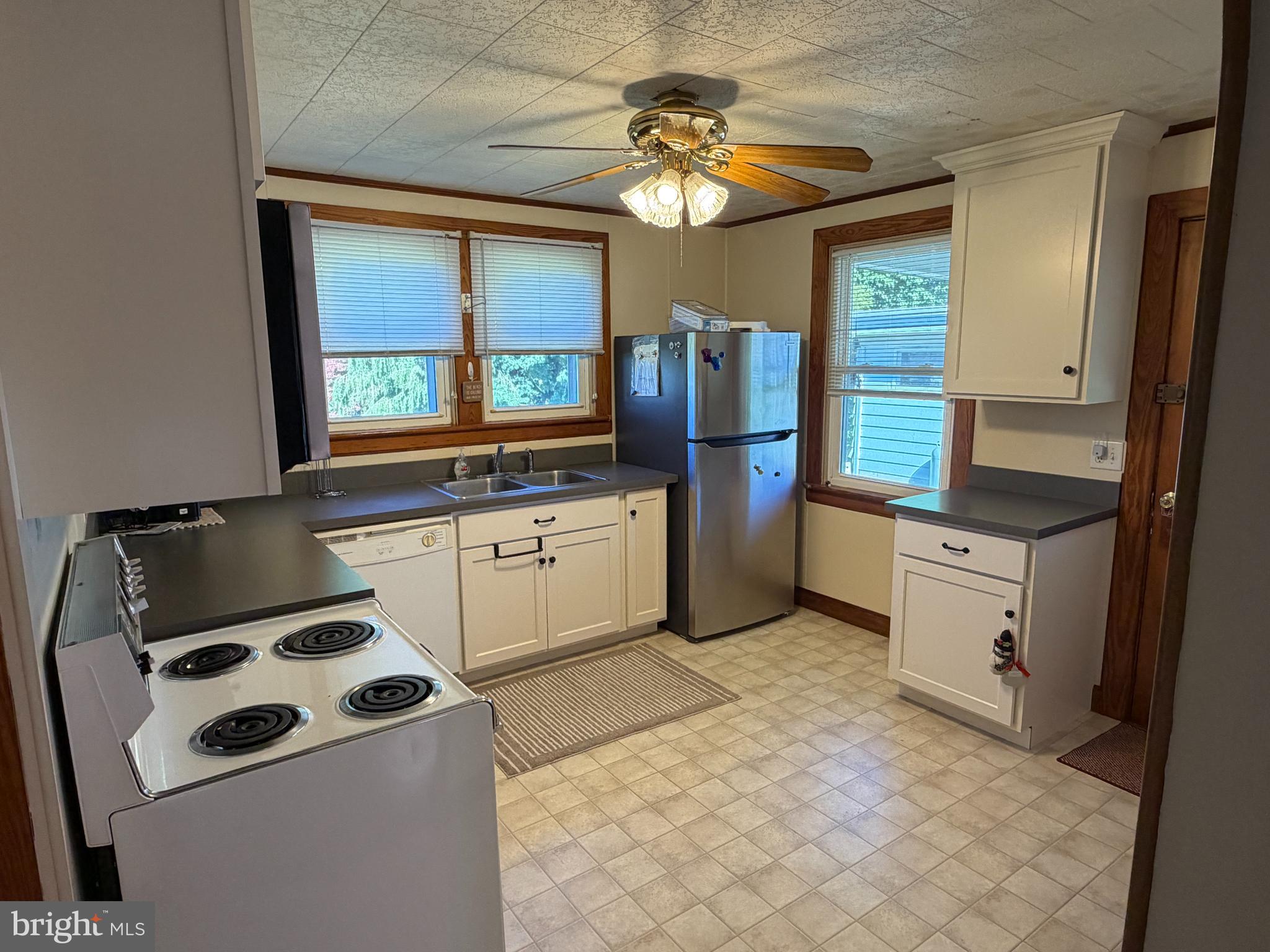 PALMYRA BOROUGH - Residential