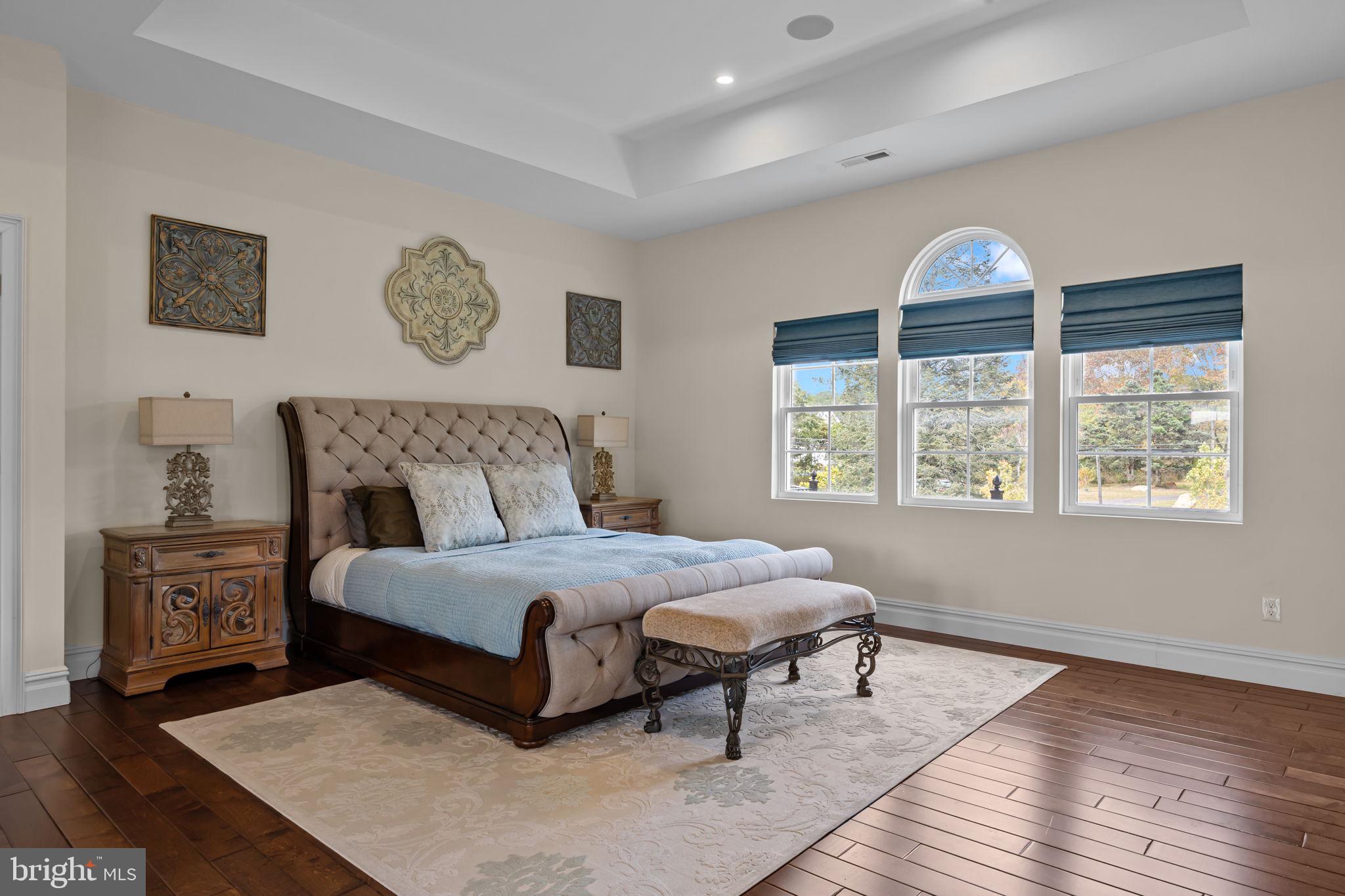 PINEVILLE - Residential