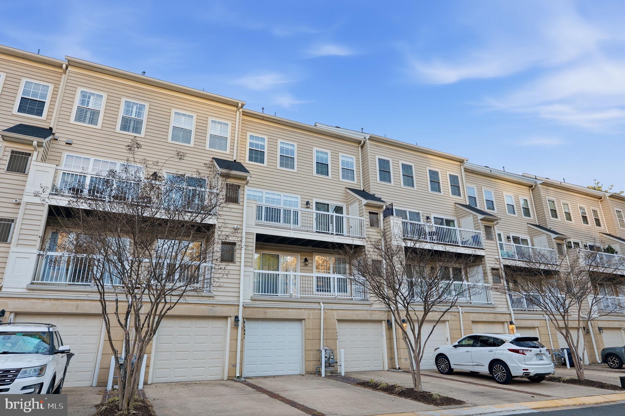 LINCOLN PARK - Residential