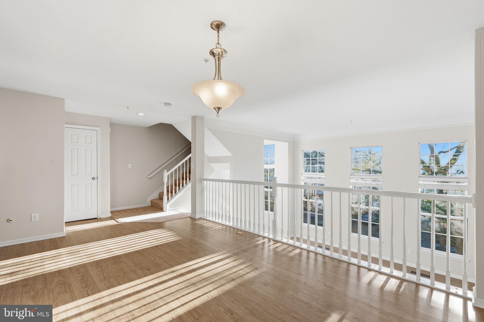 LINCOLN PARK - Residential