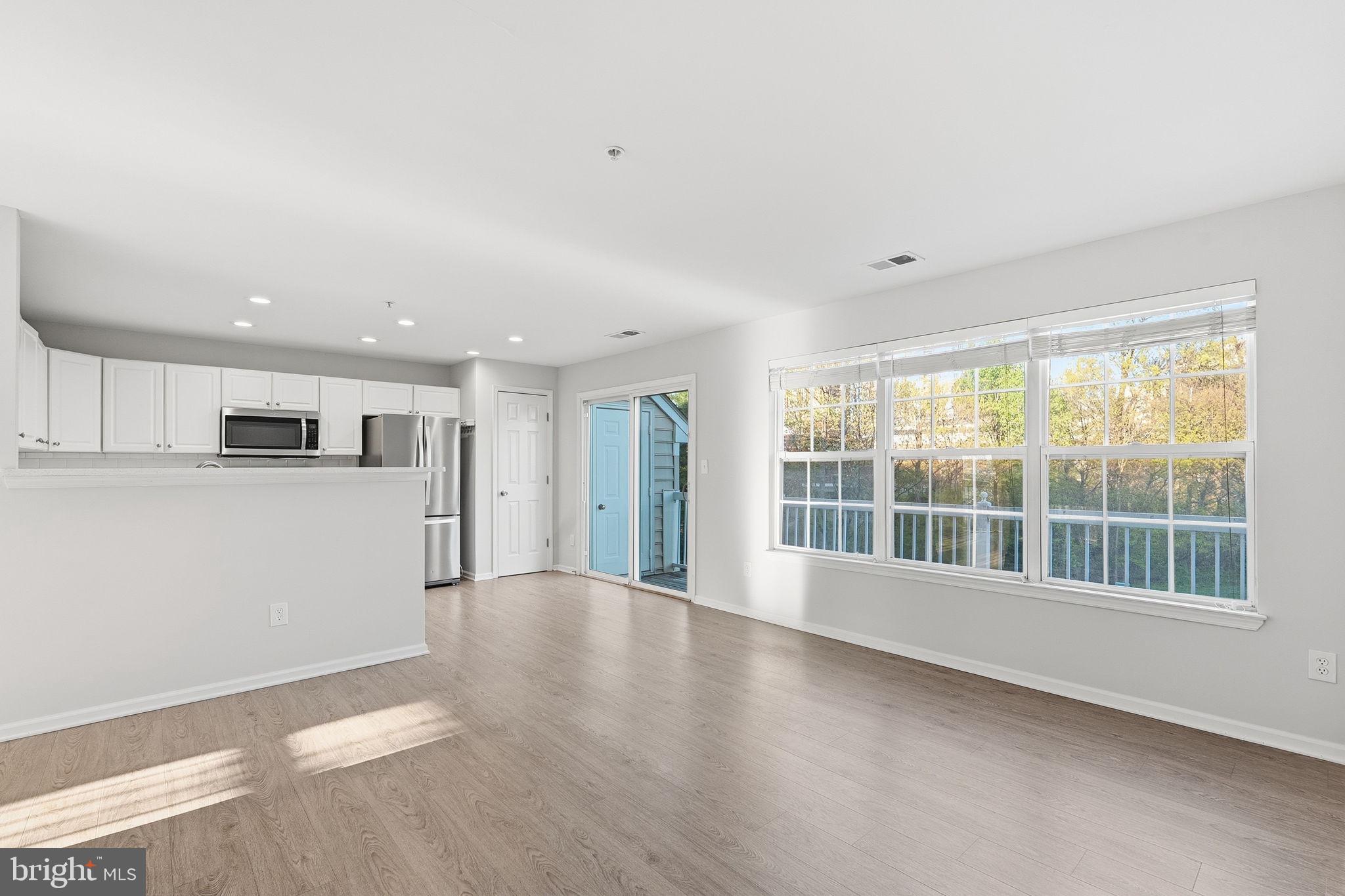 LINCOLN PARK - Residential