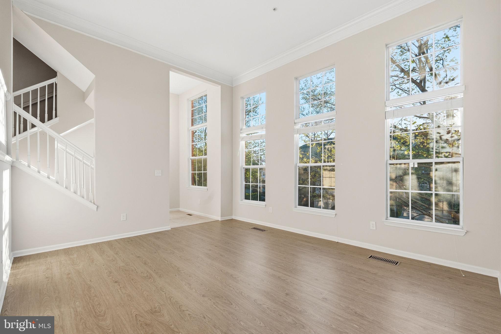 LINCOLN PARK - Residential