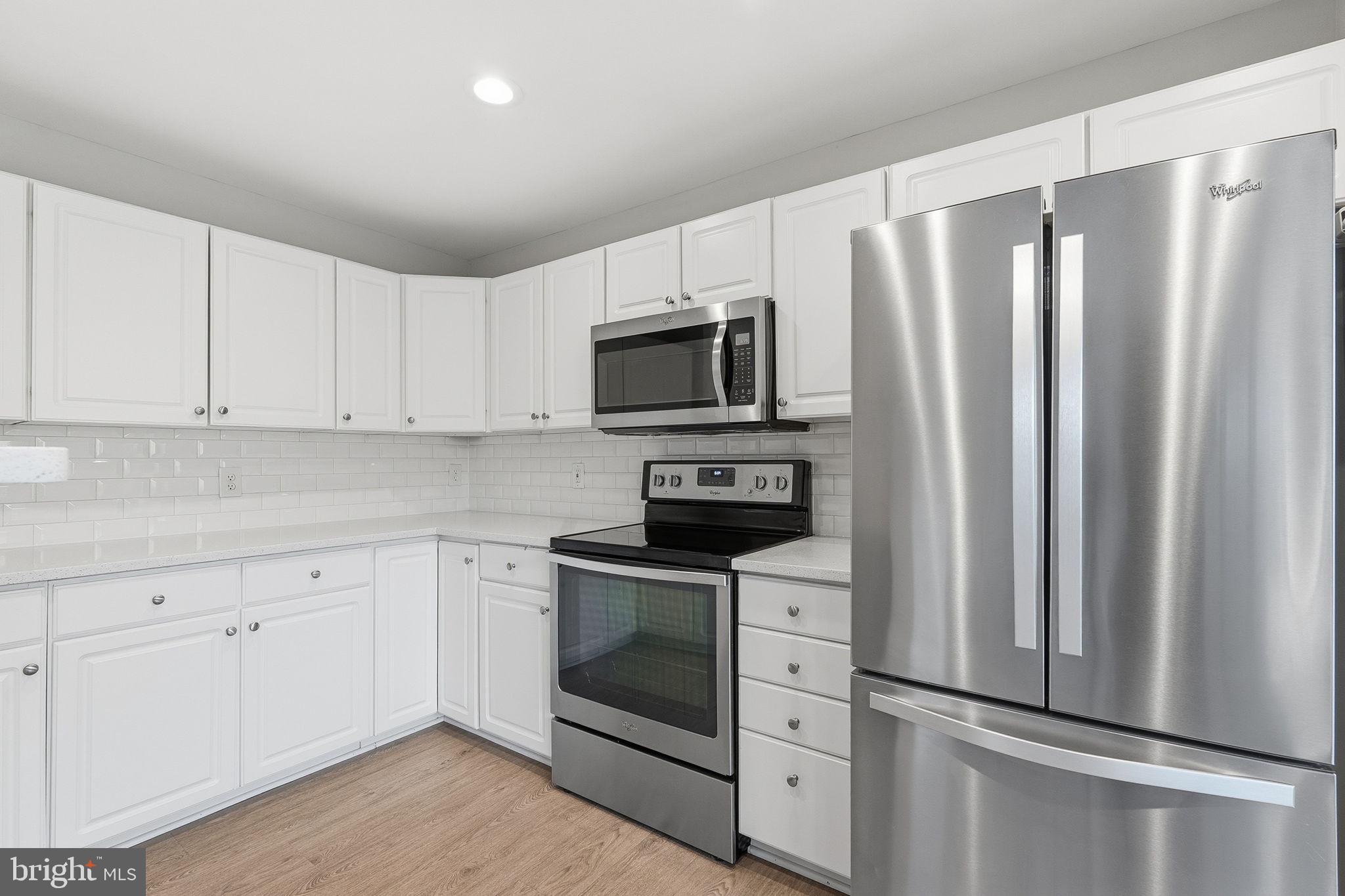 LINCOLN PARK - Residential