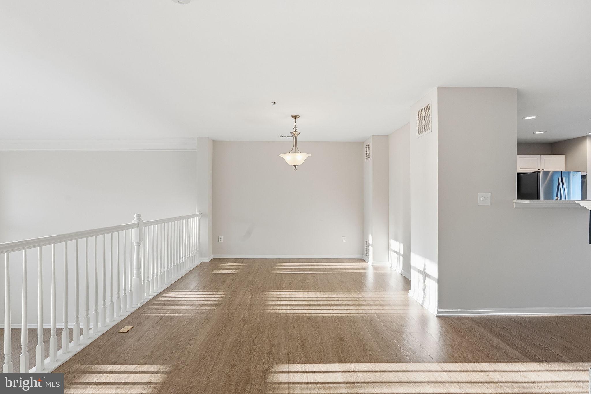 LINCOLN PARK - Residential