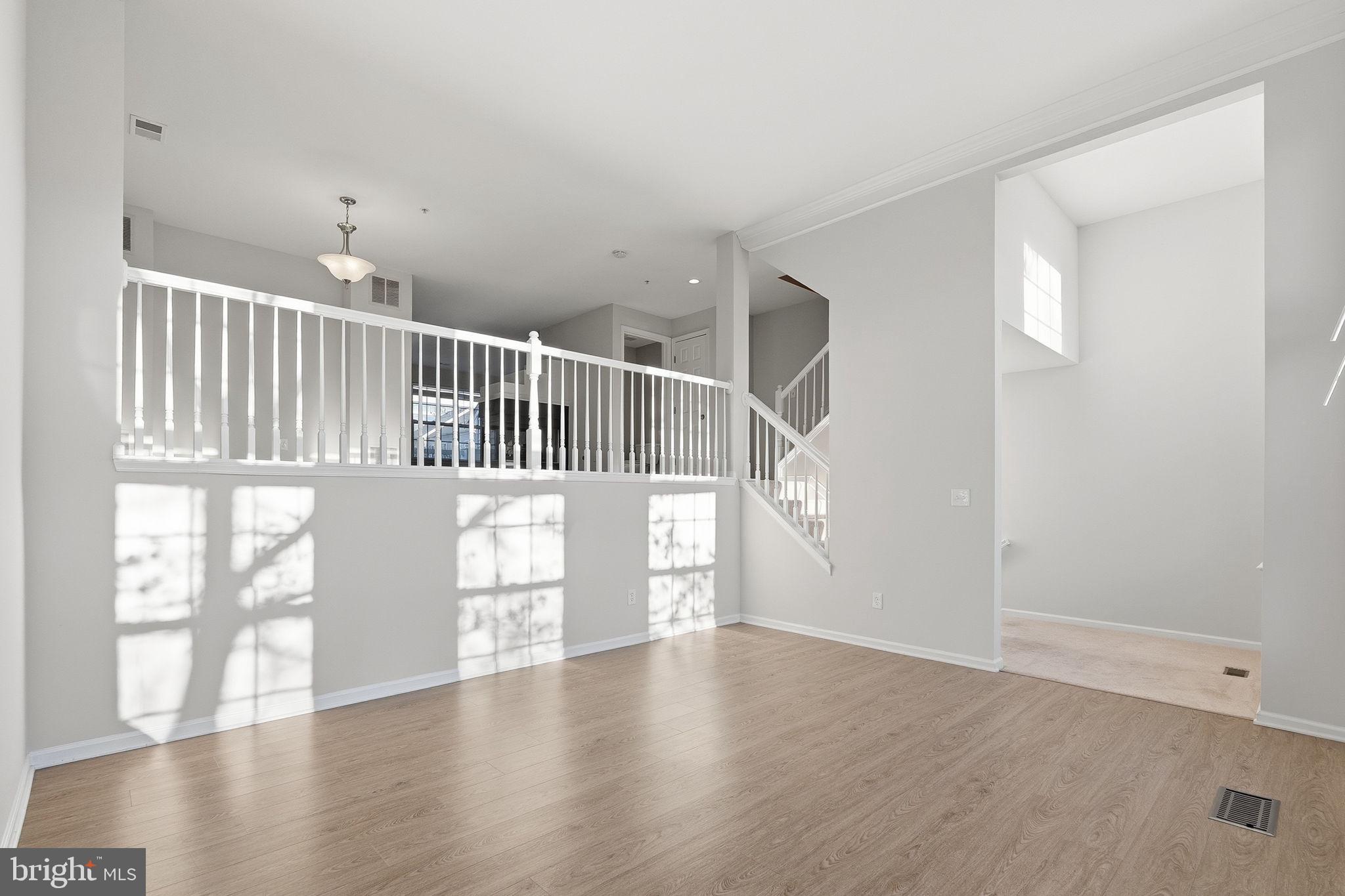 LINCOLN PARK - Residential