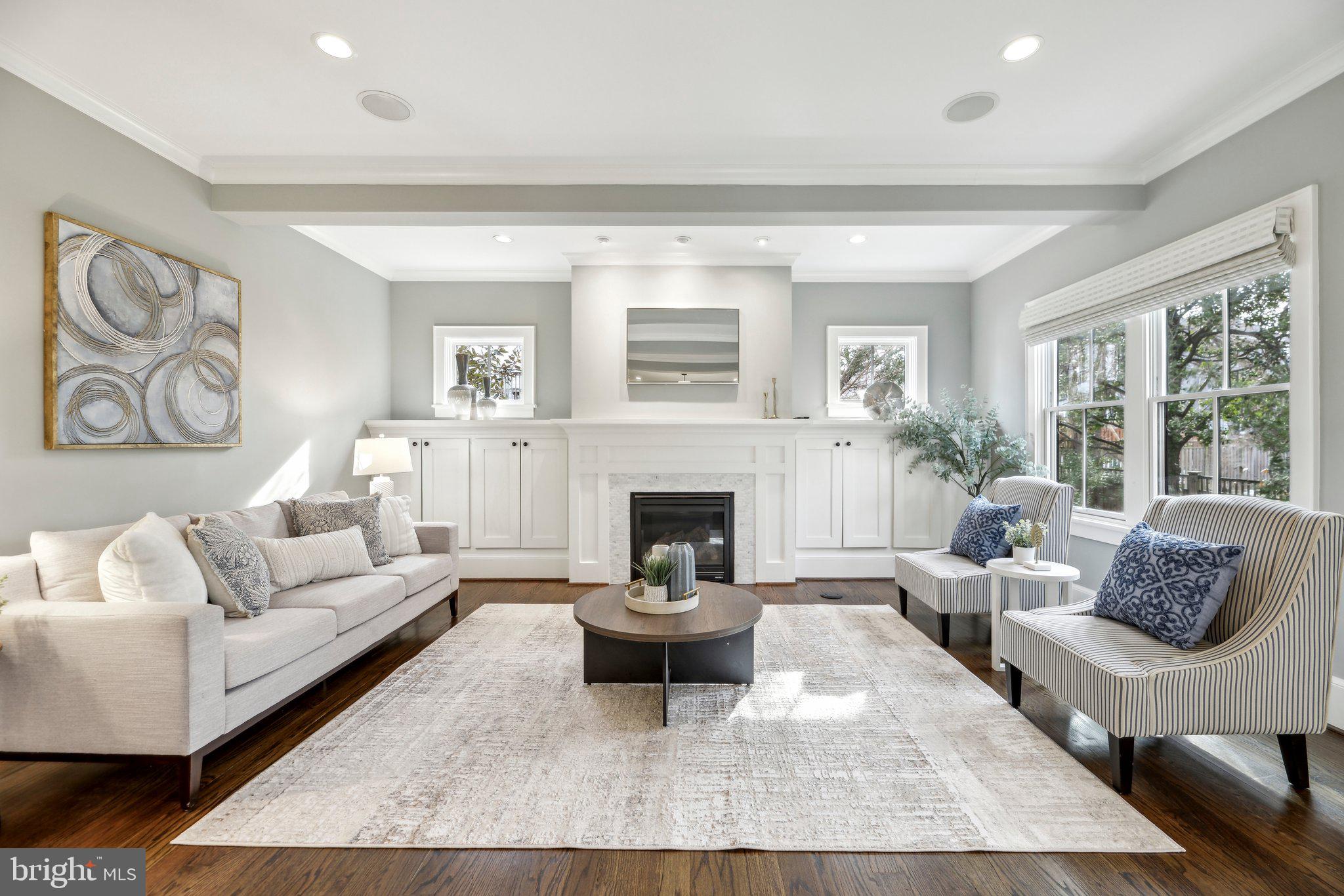BERKSHIRE OAKWOOD - Residential