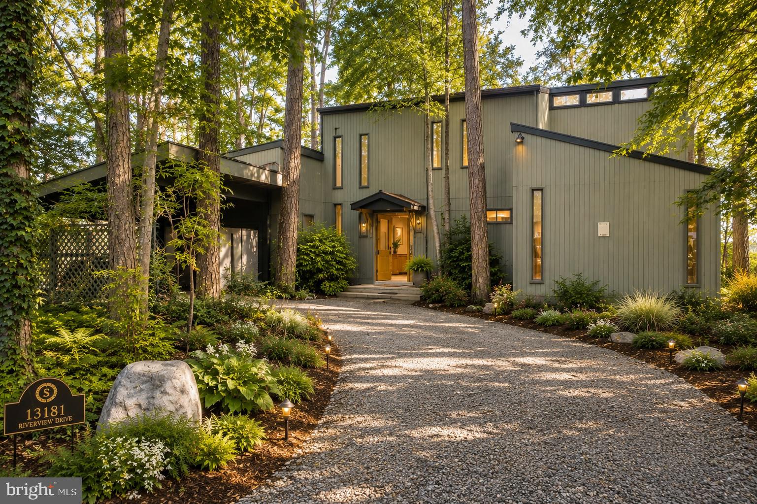 DRUM POINT - Residential