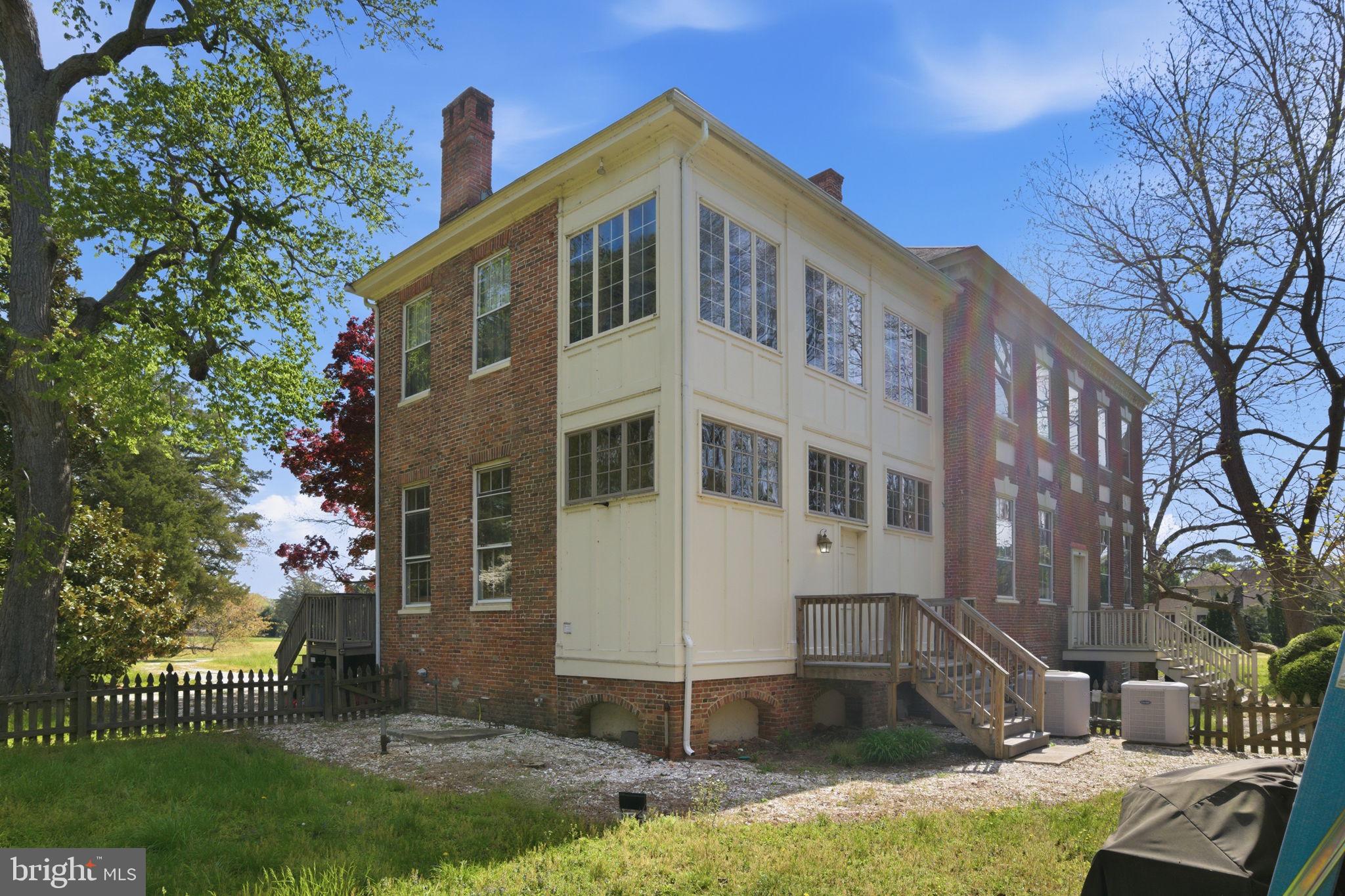 BECKFORD MANOR - Residential