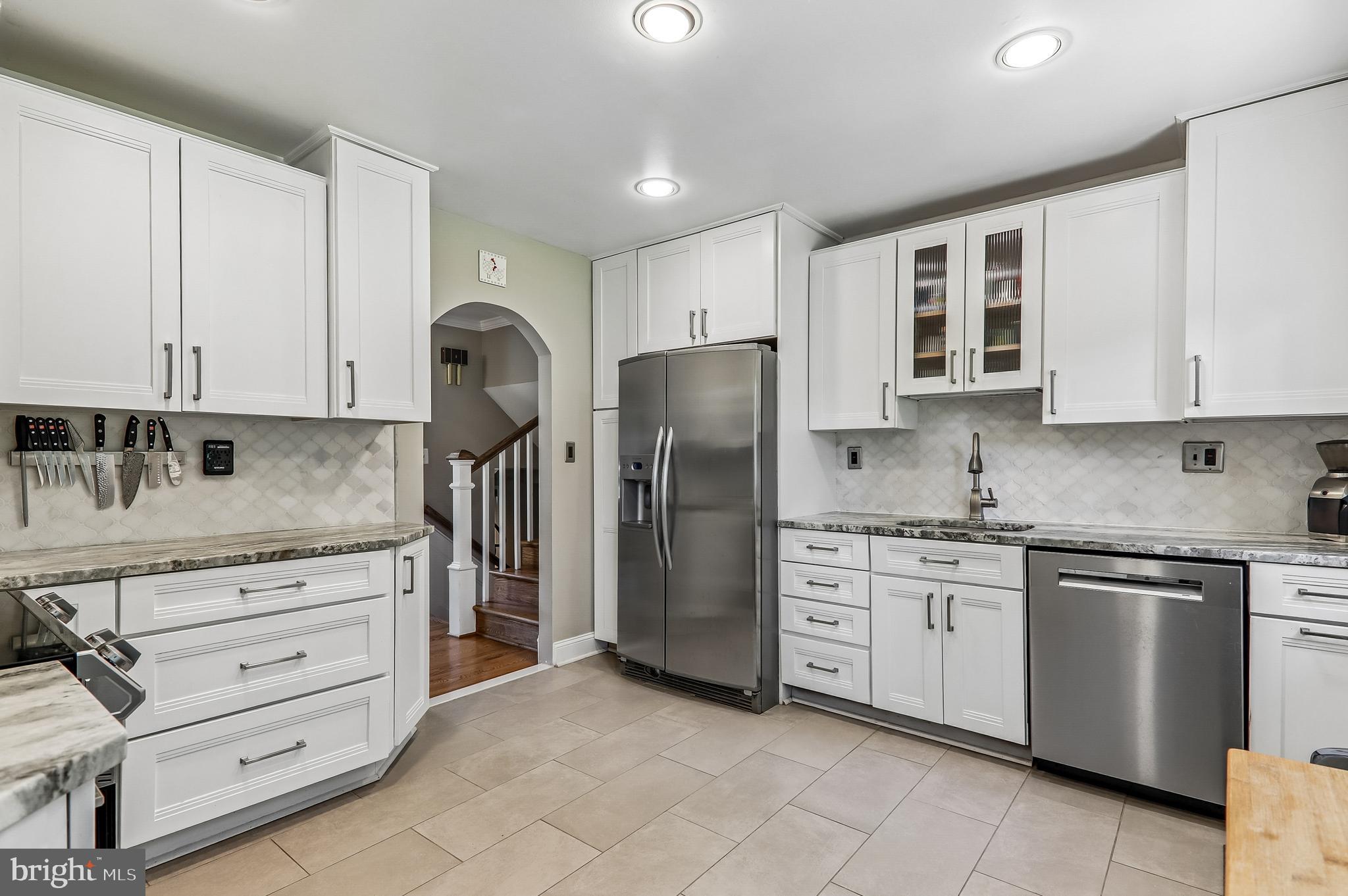 HILLANDALE HEIGHTS - Residential