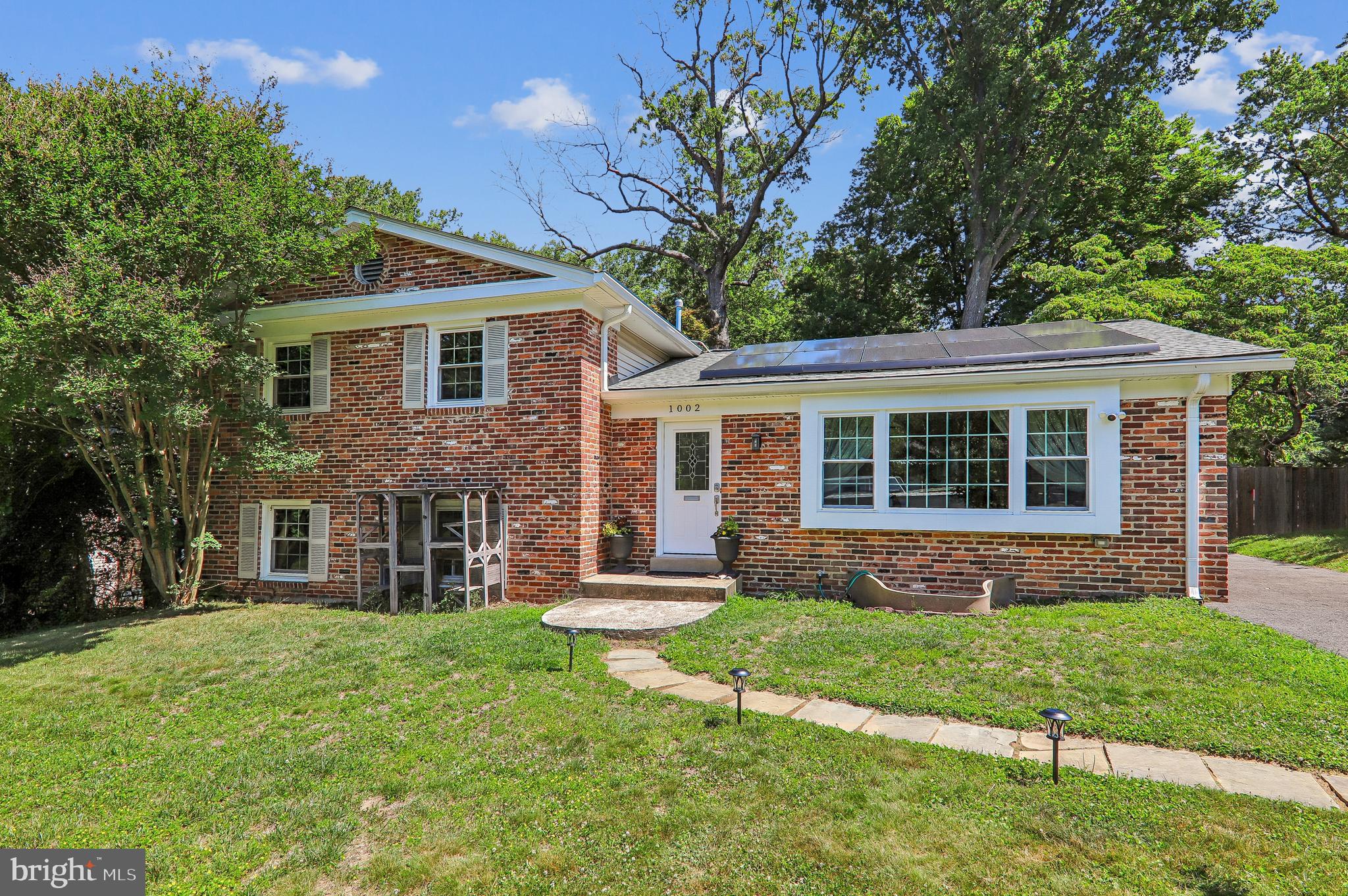 HILLANDALE HEIGHTS - Residential