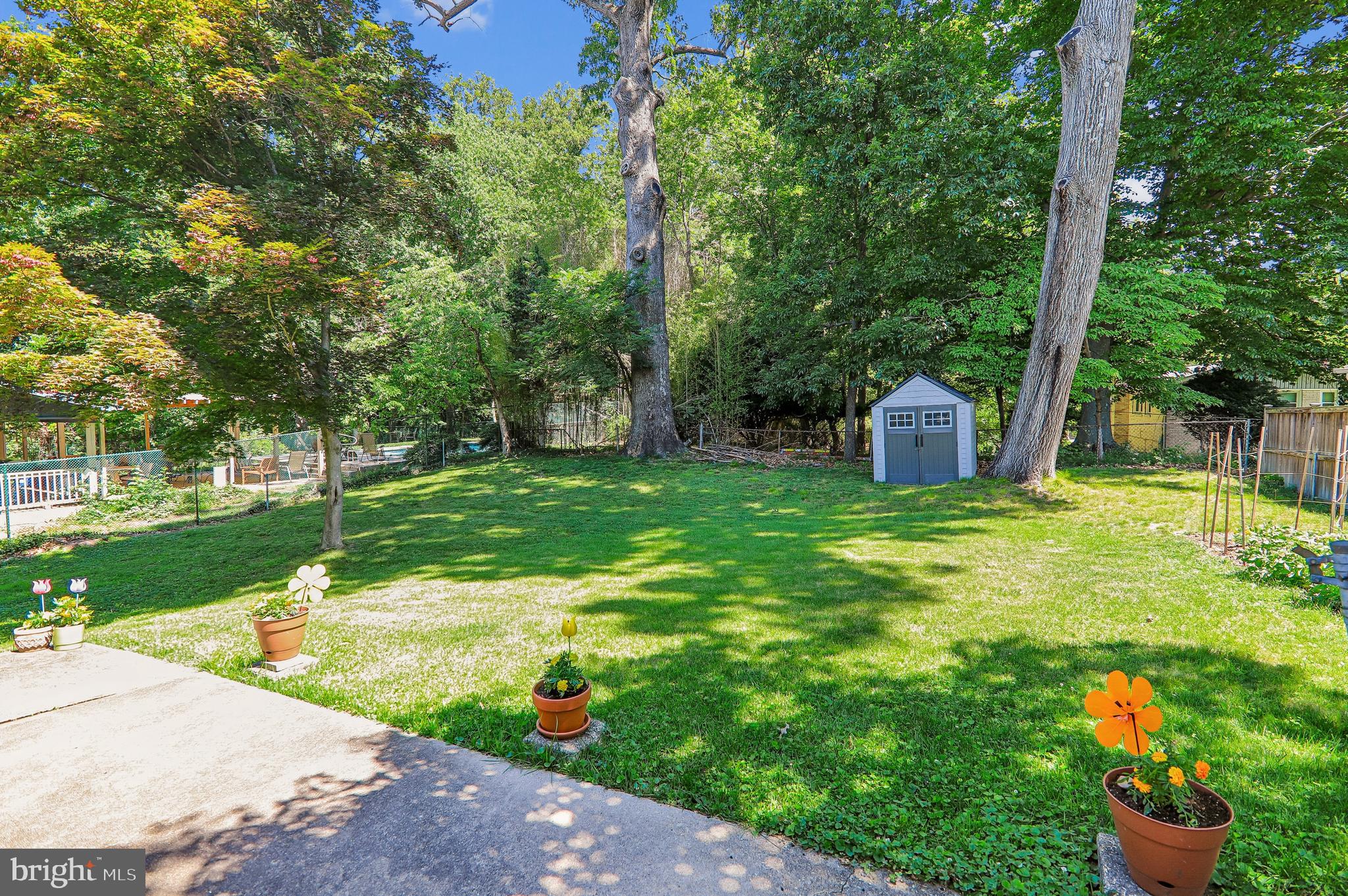 HILLANDALE HEIGHTS - Residential