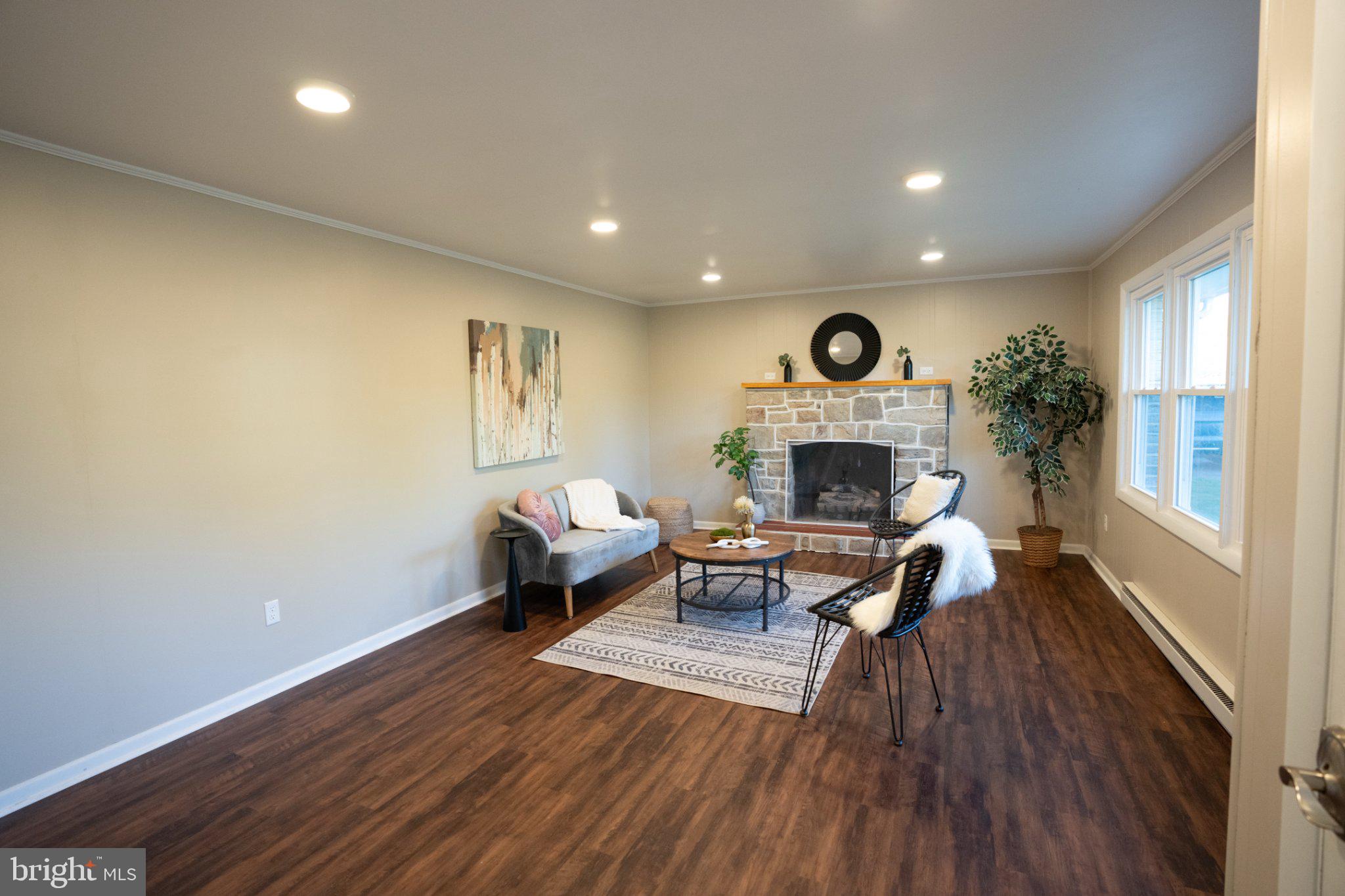 PINE ROAD HEIGHTS - Residential