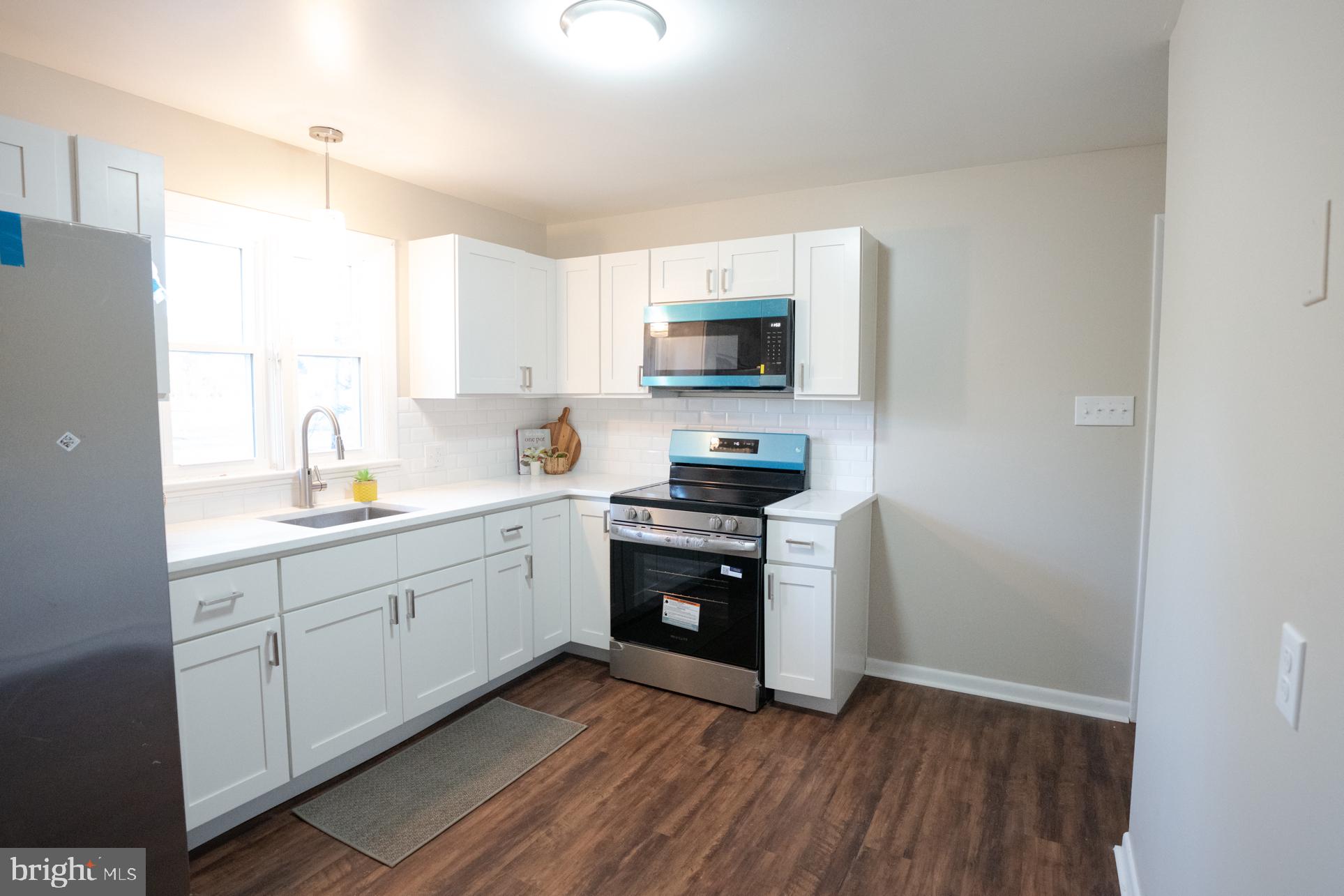 PINE ROAD HEIGHTS - Residential